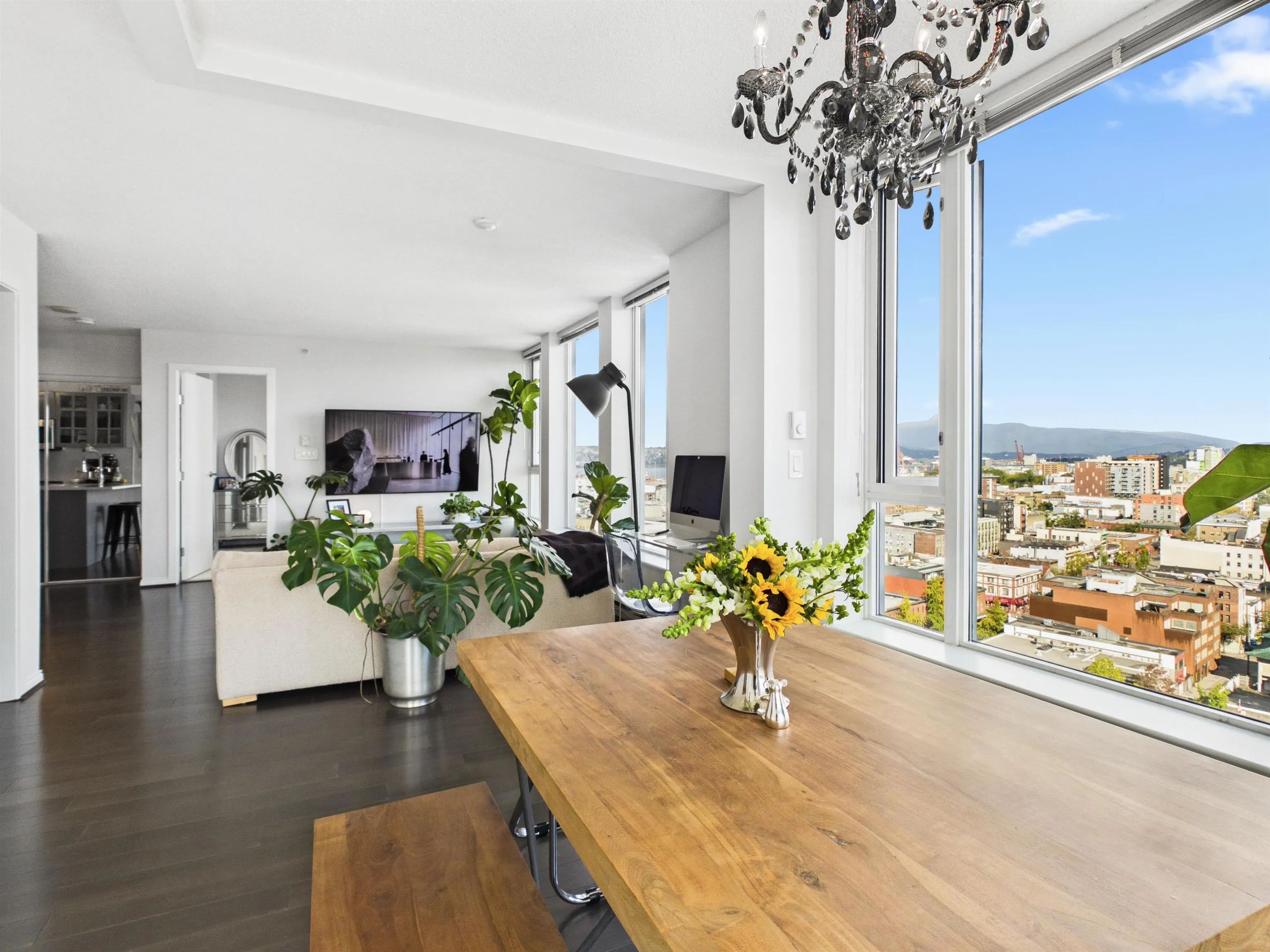 550 Taylor Street #2208
