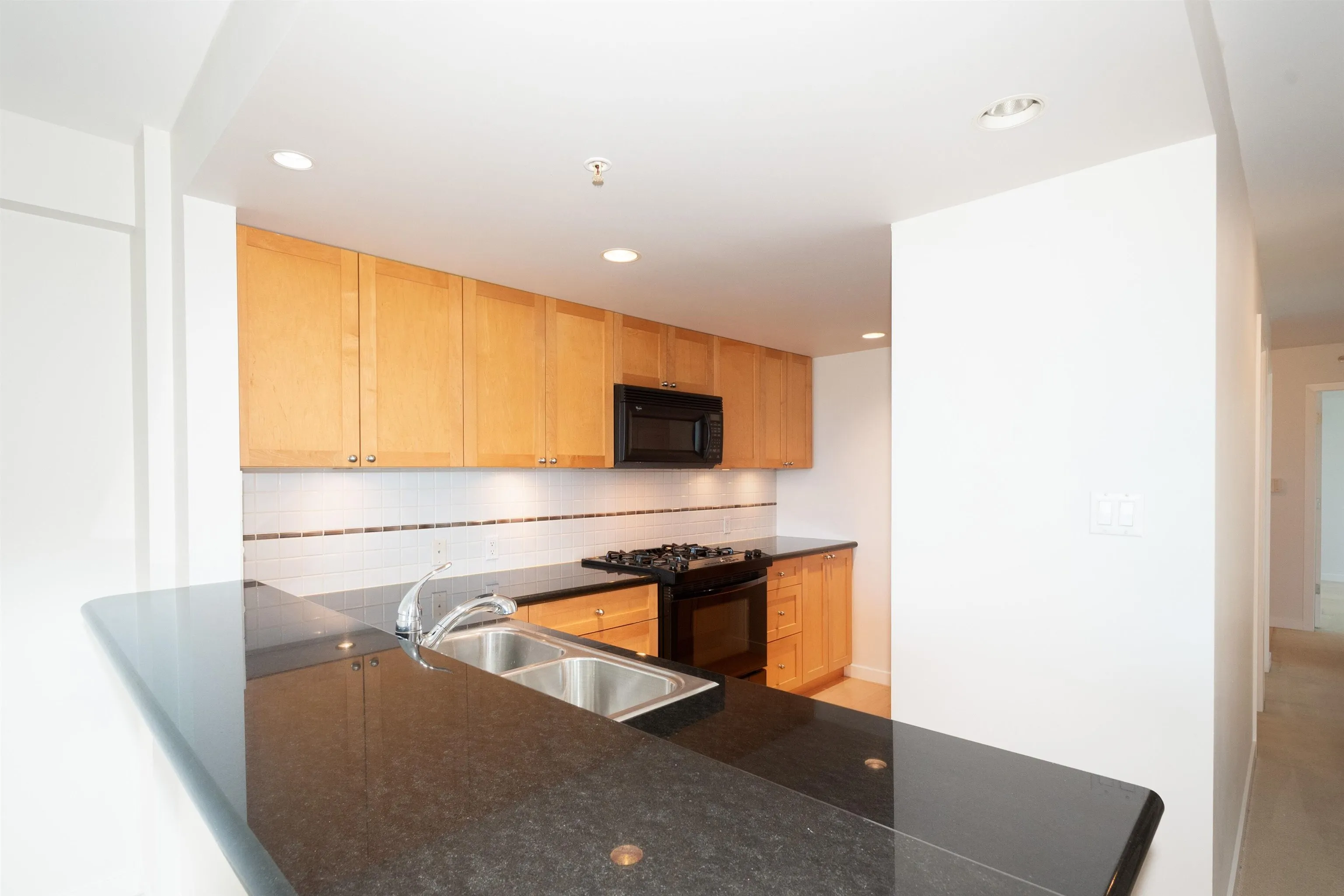 1485 W 6th Avenue #401