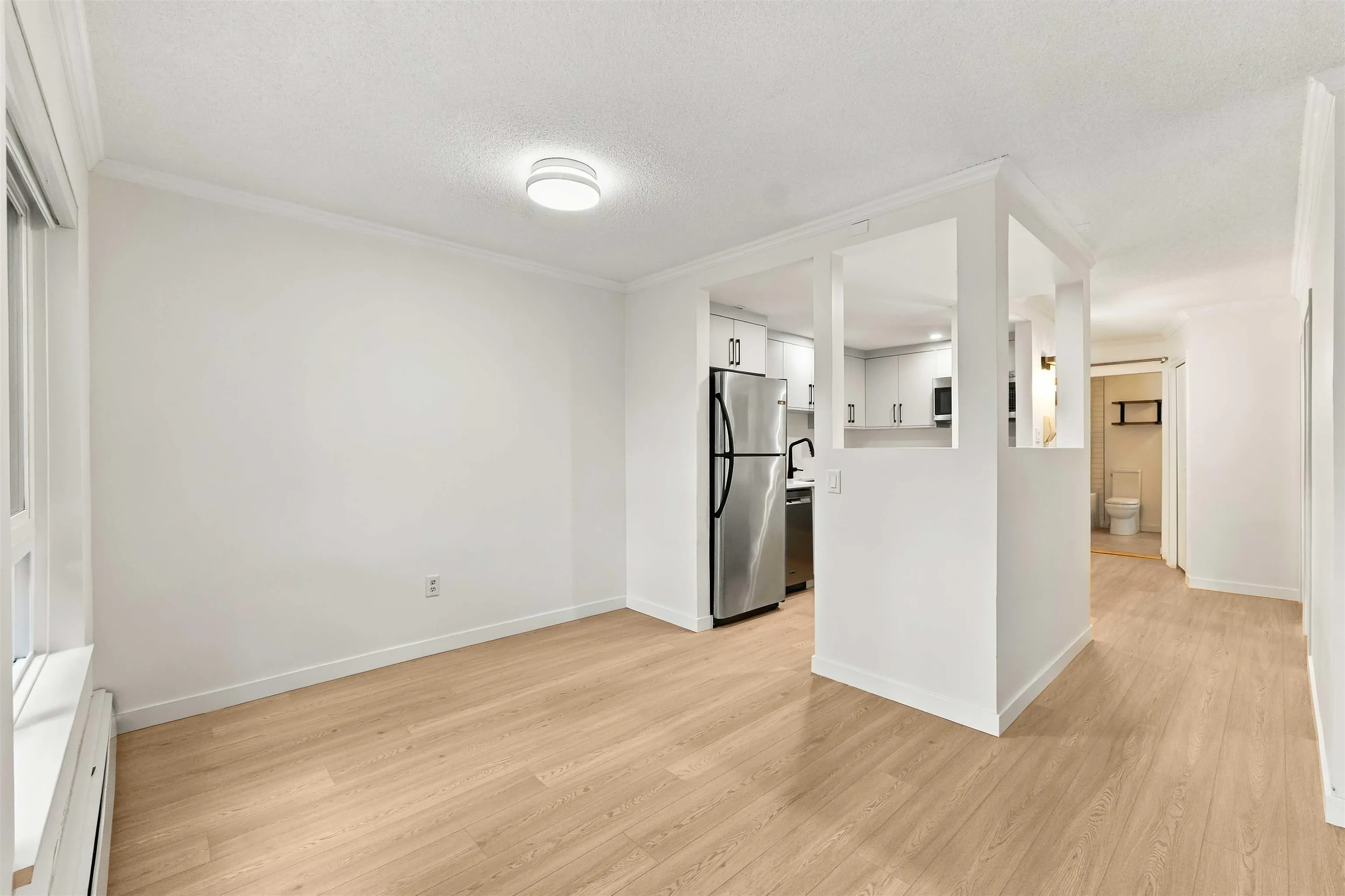 1322 Martin Street #102