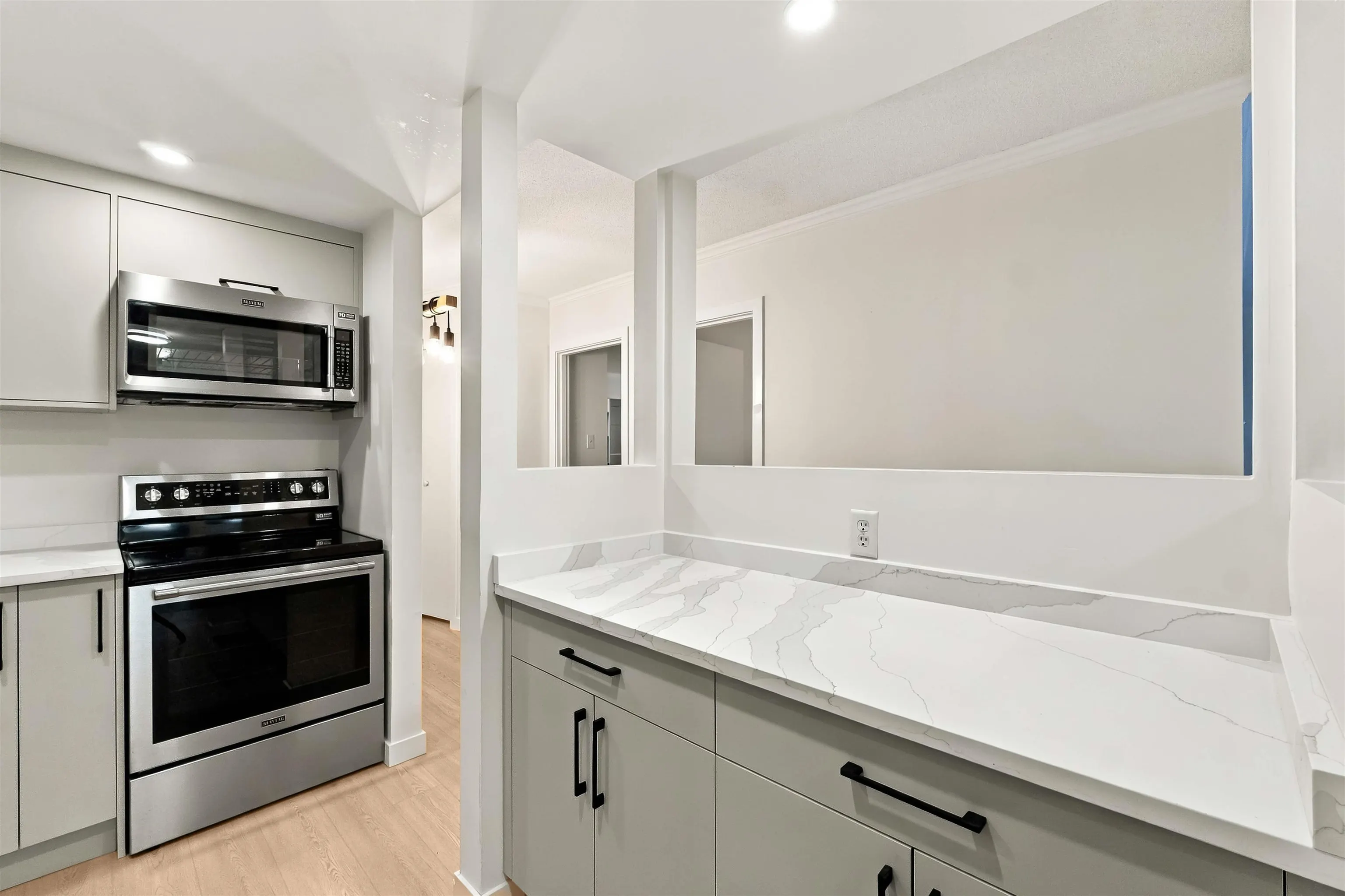 1322 Martin Street #102