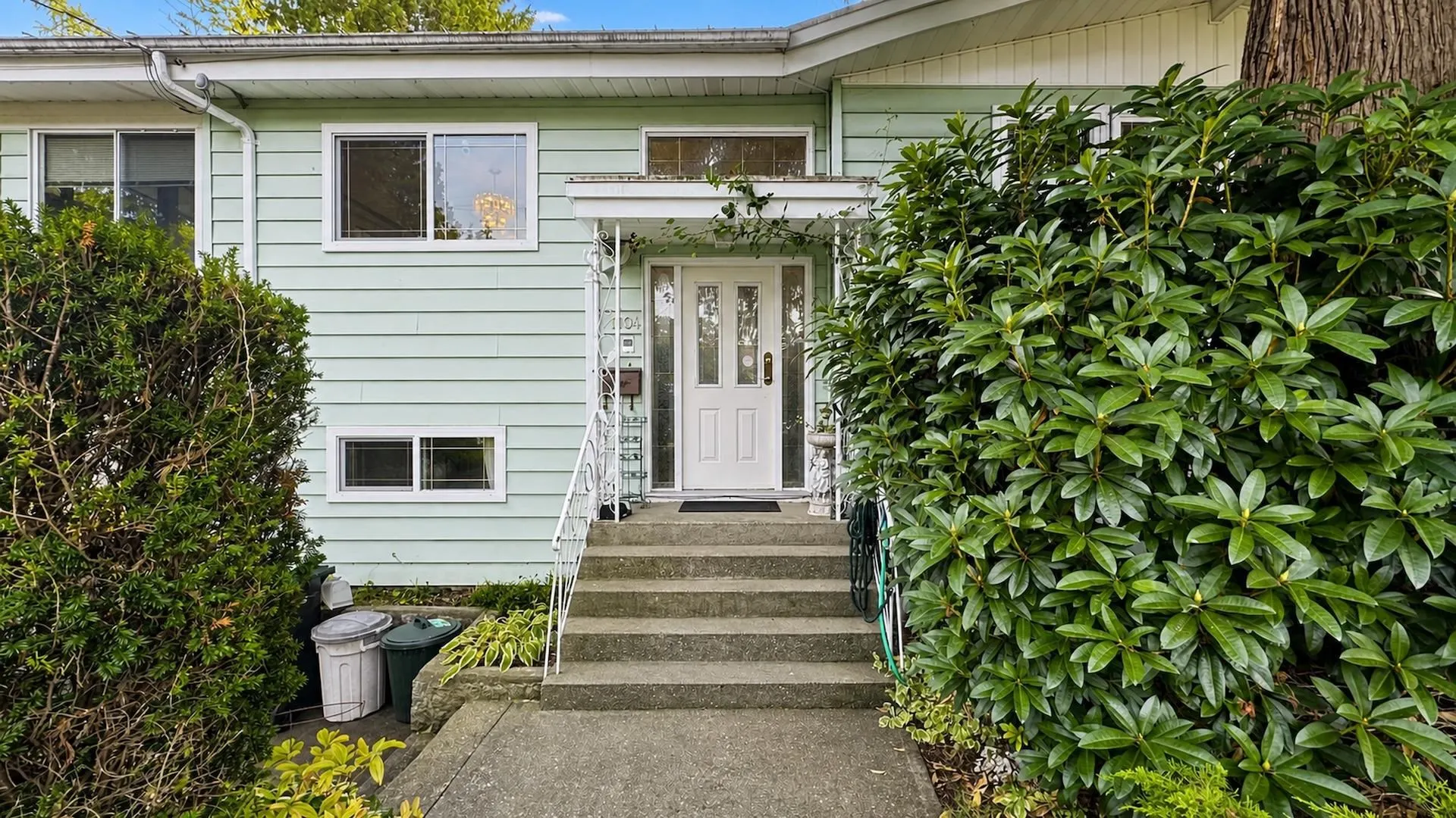 1104 Milford Avenue