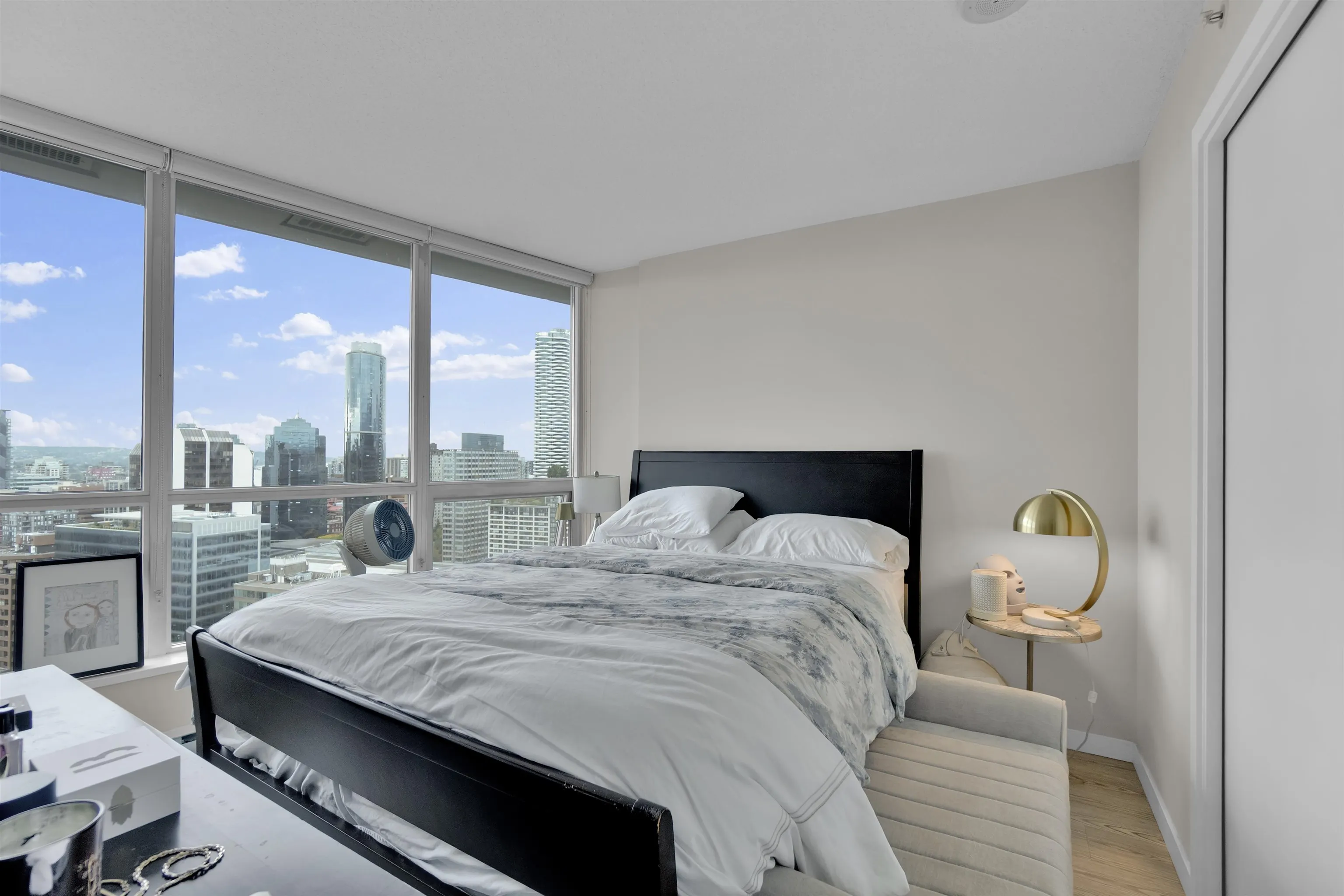 833 Seymour Street #2908