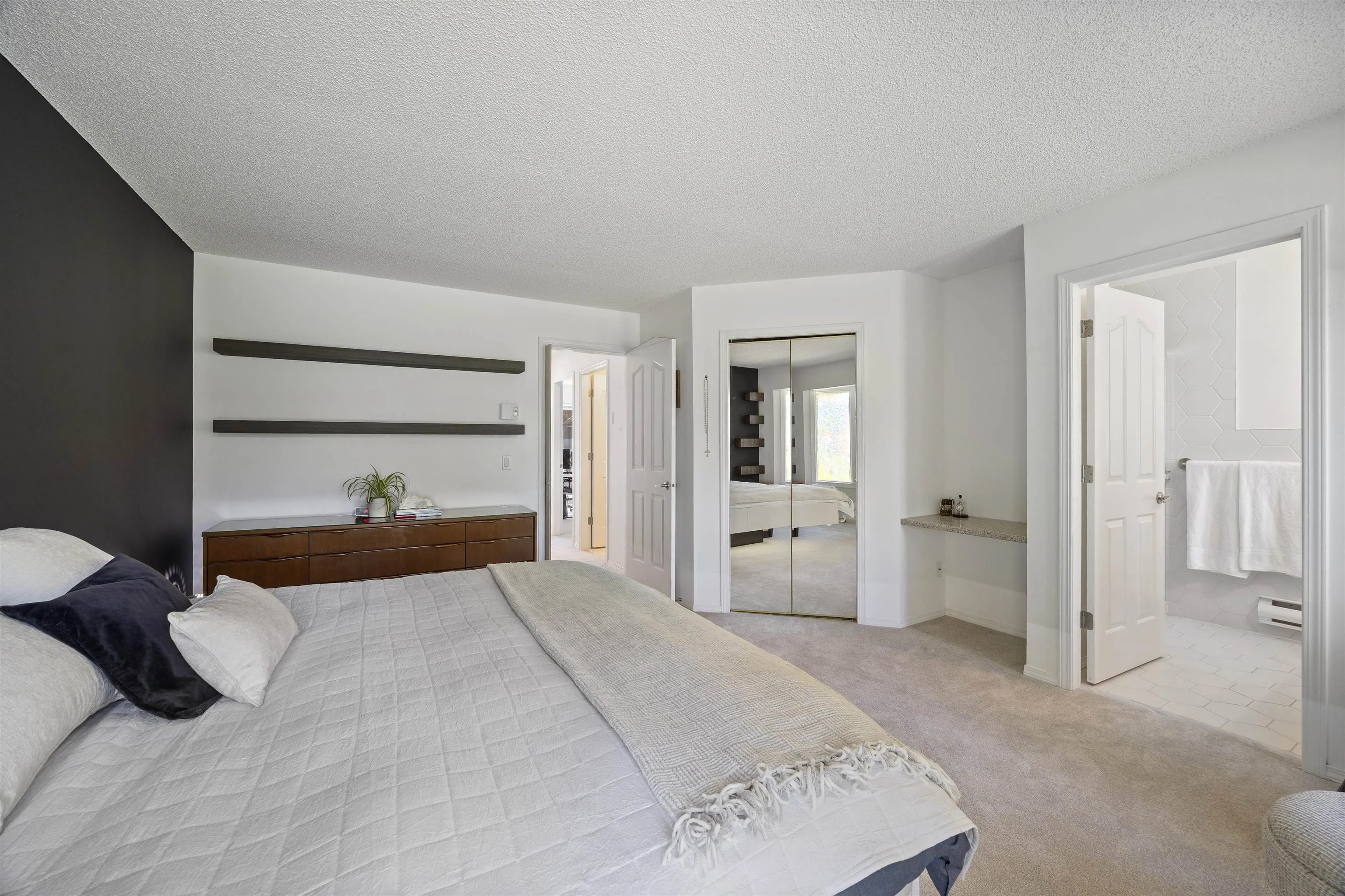 9045 Walnut Grove Drive #126