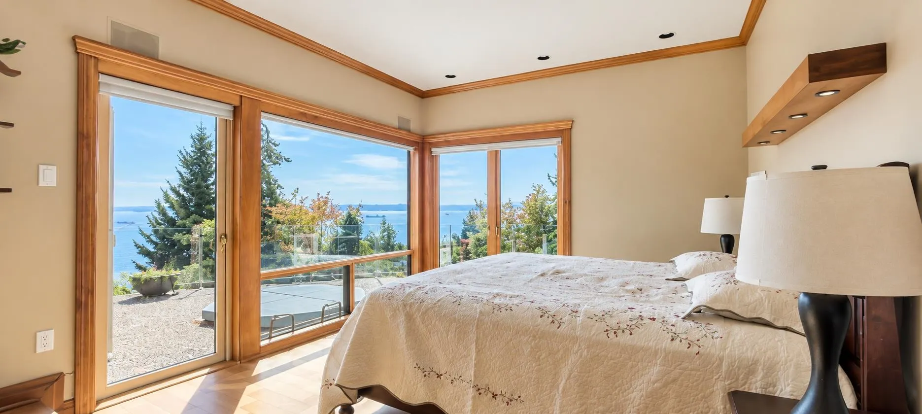 4180B Rose Crescent