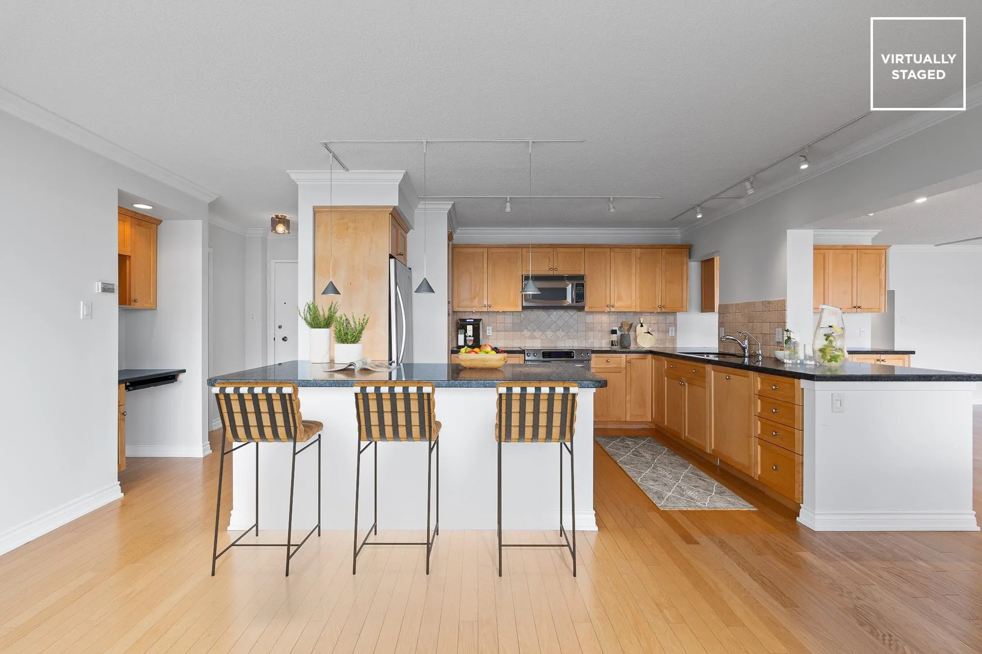150 24th Street #203