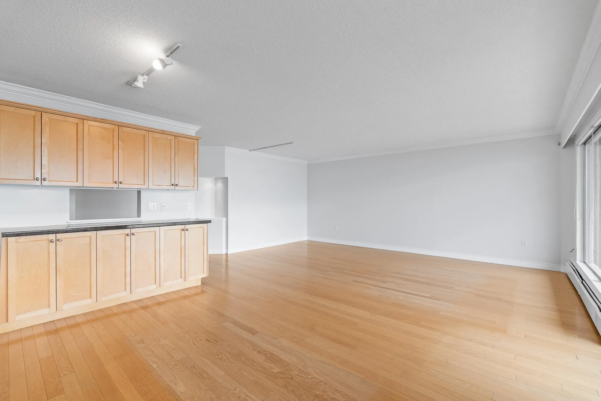 150 24th Street #203
