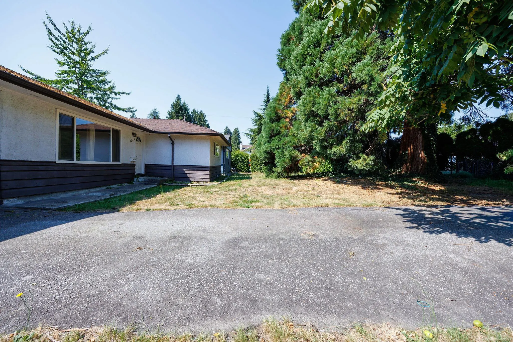 1234 Prairie Avenue