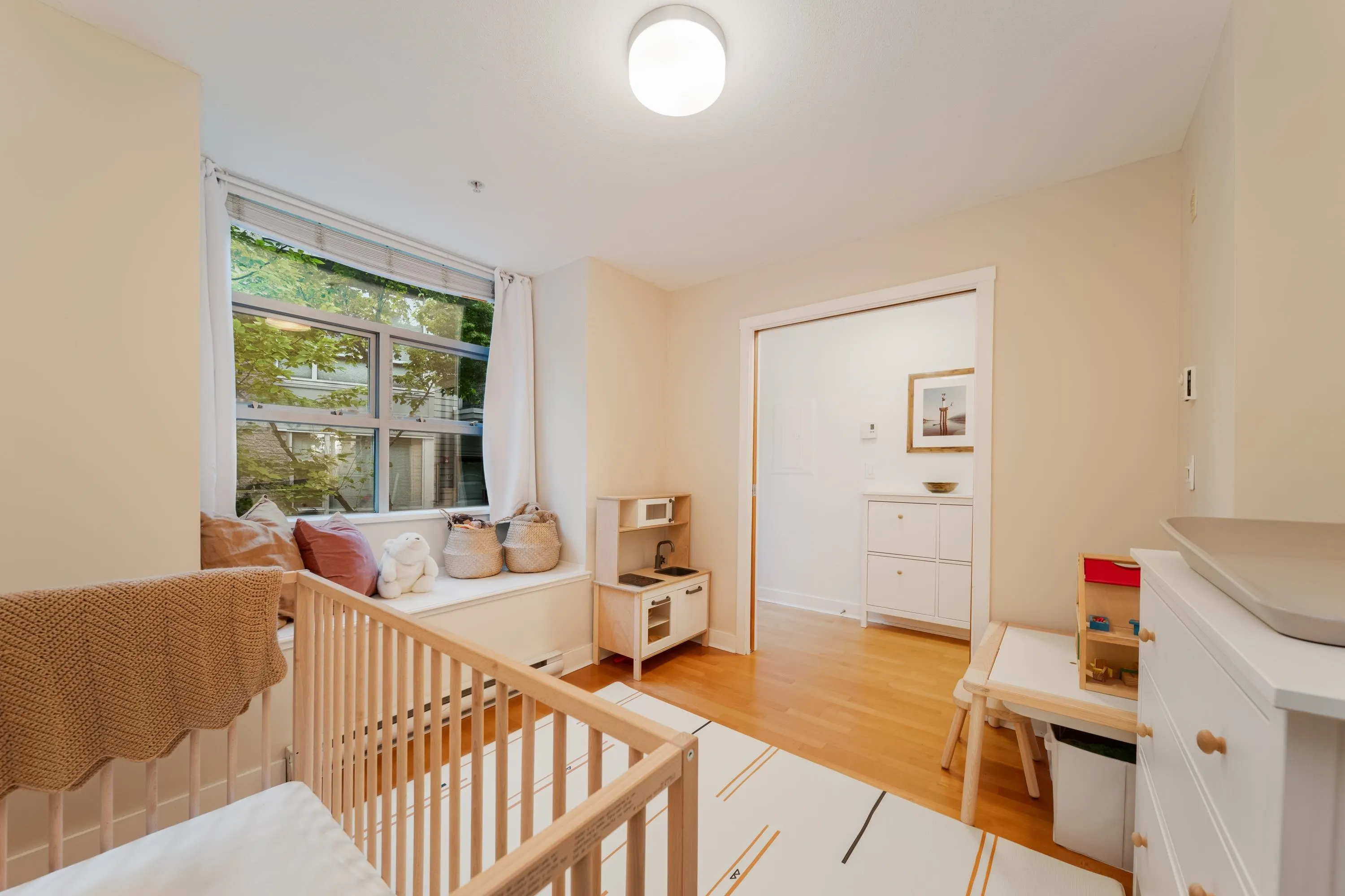 1250 W 6th Avenue #9