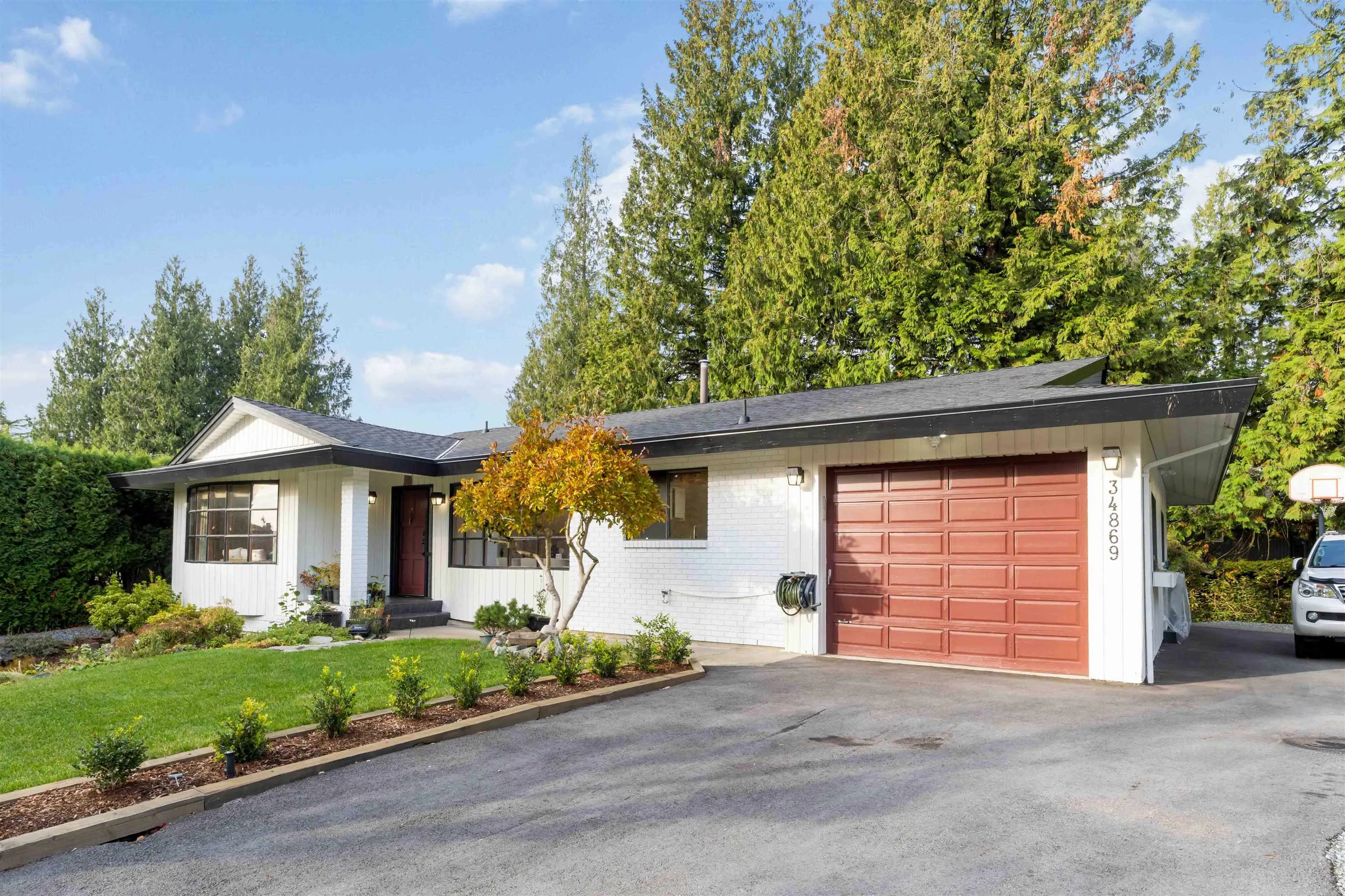 34869 Everett Drive