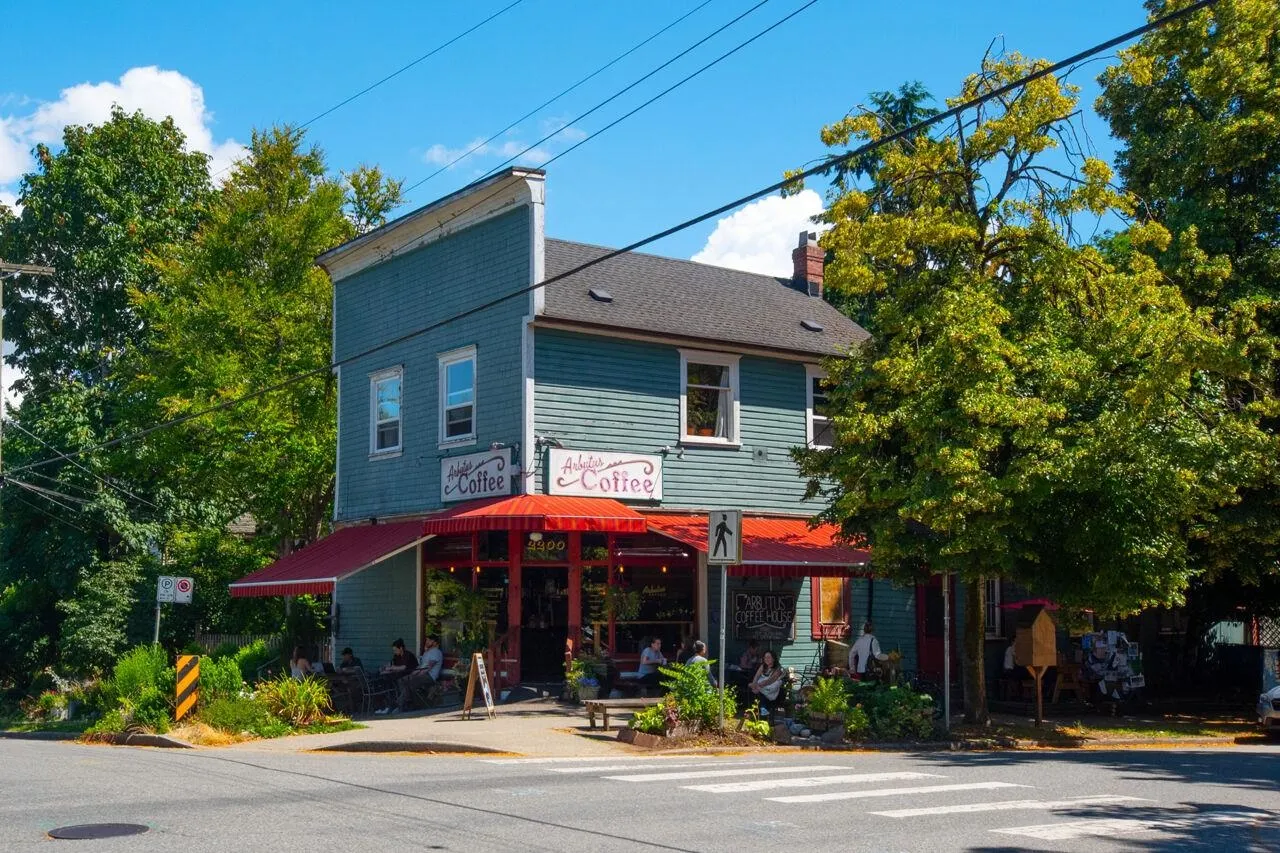 2239 W 7th Avenue #203