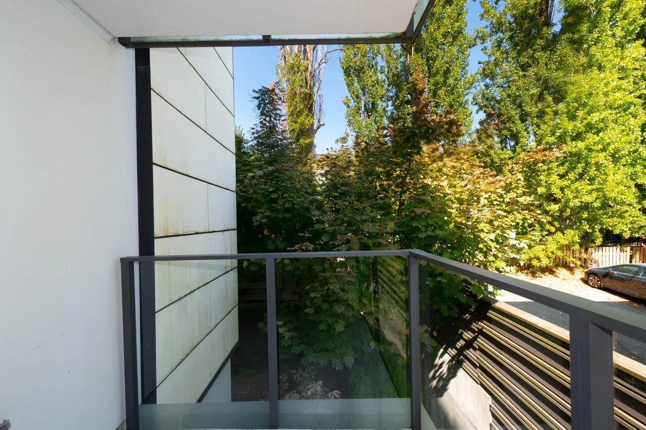 2239 W 7th Avenue #203