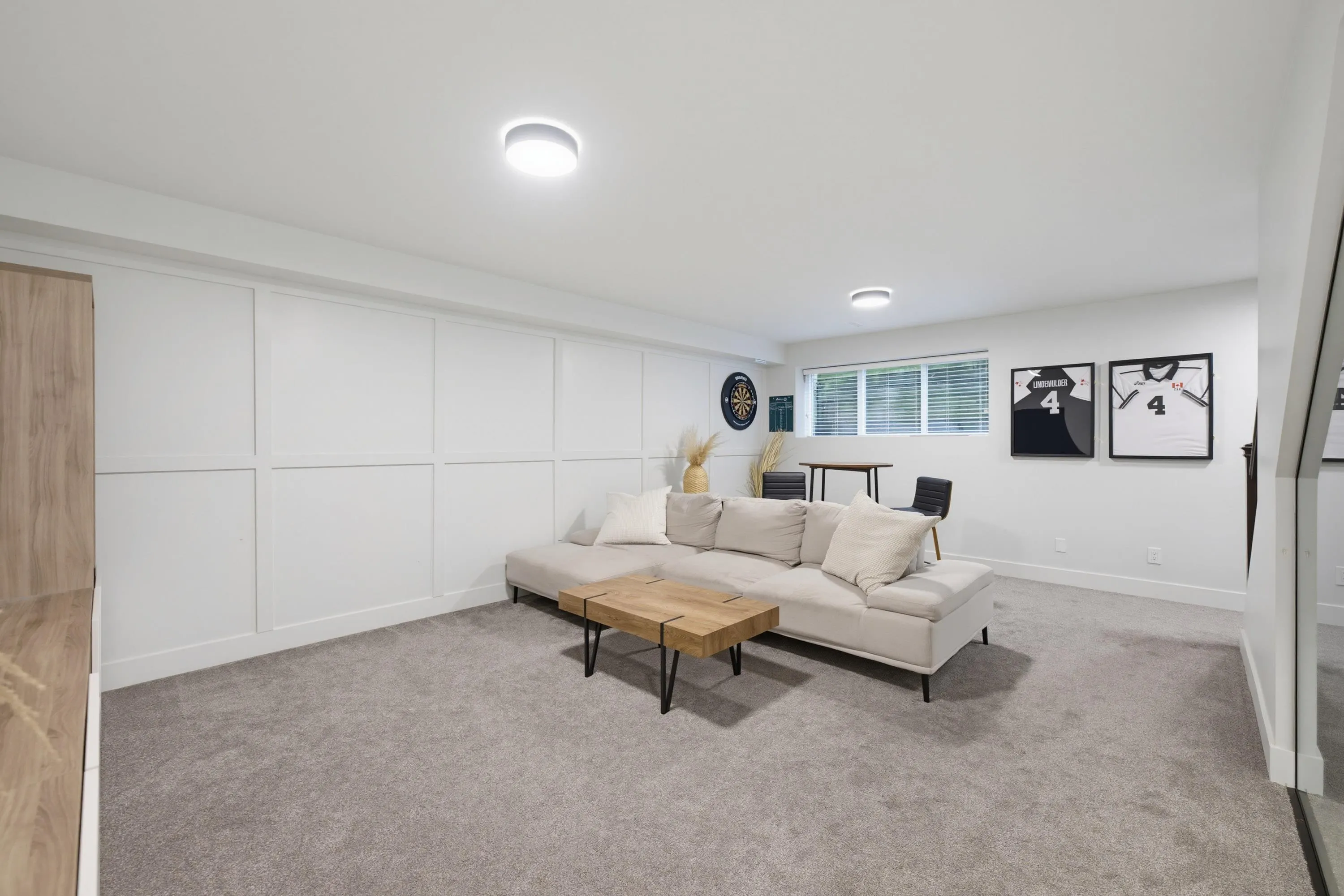 15454 32 Avenue #21