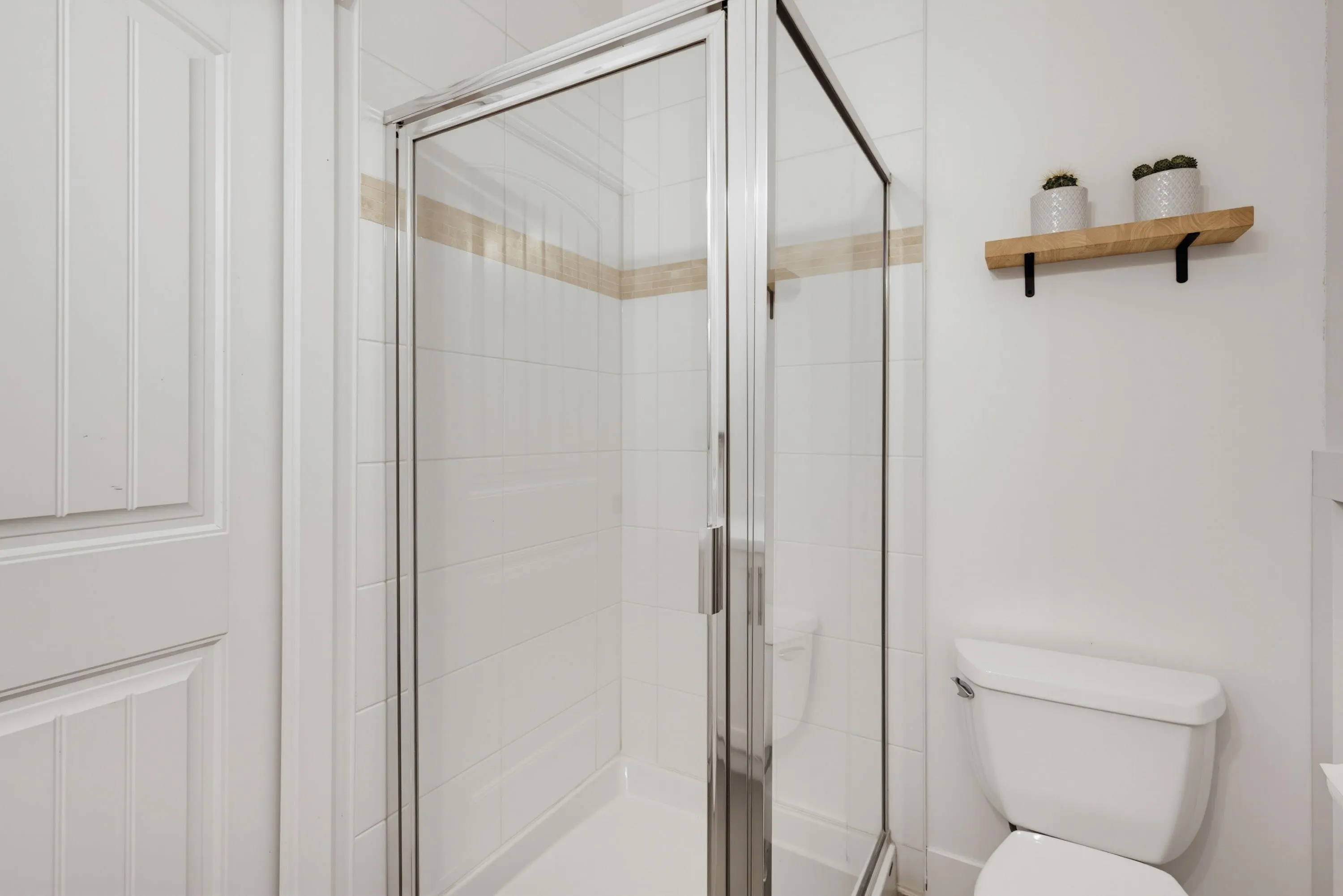 15454 32 Avenue #21