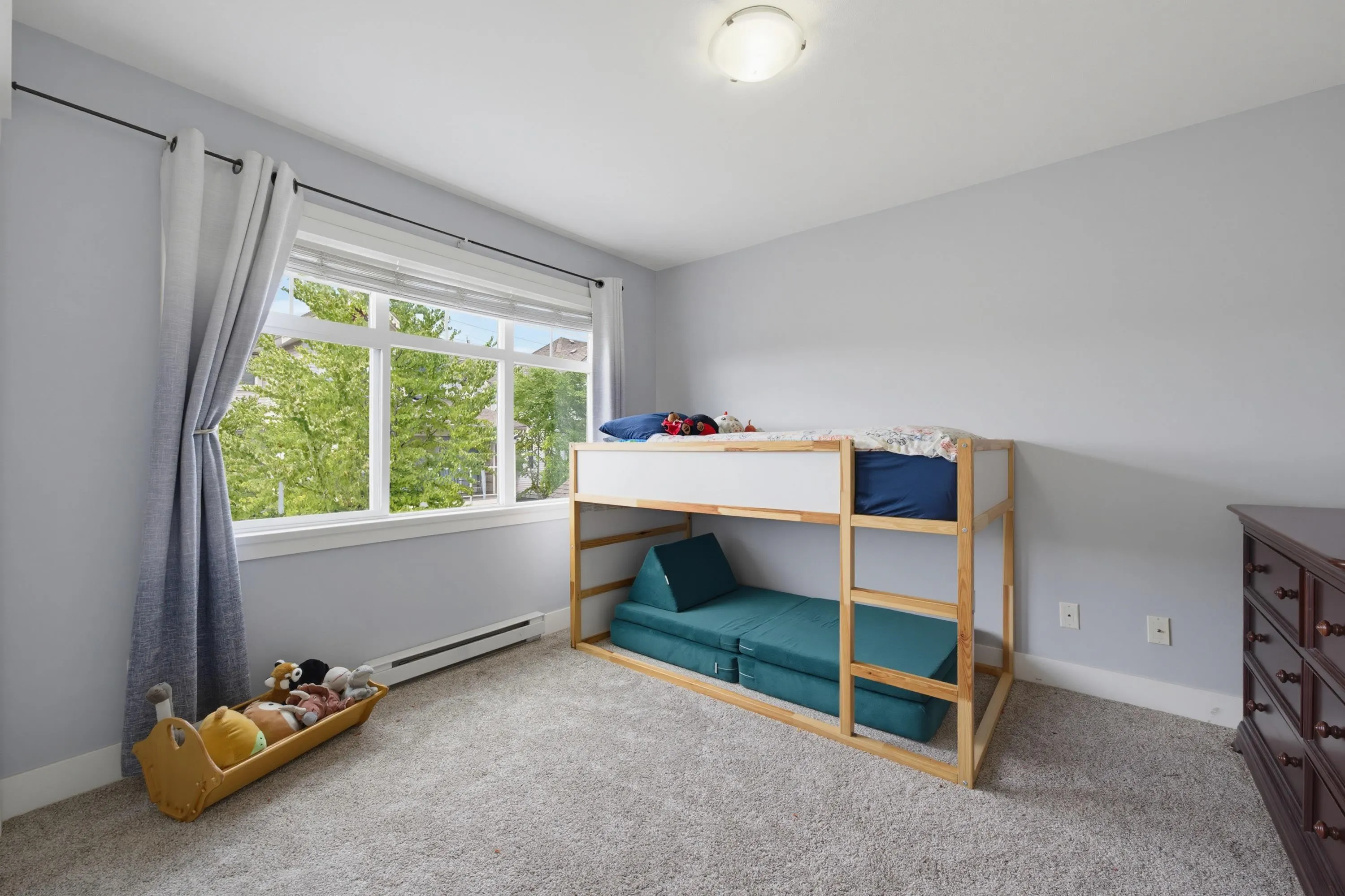 15454 32 Avenue #21