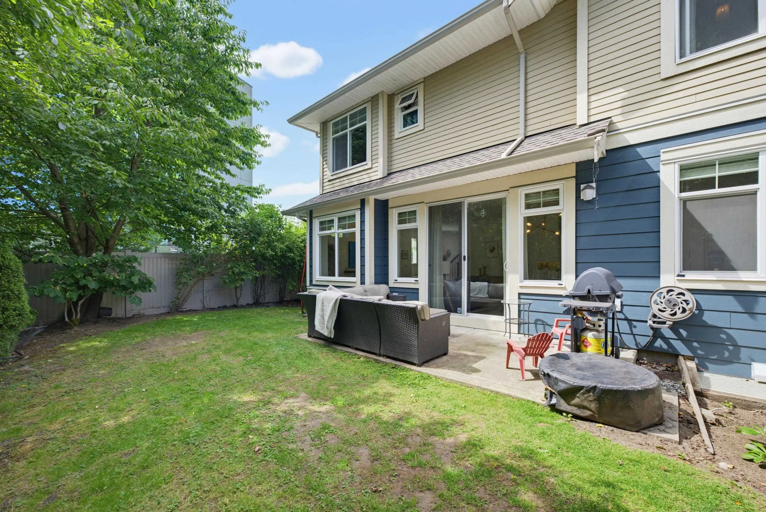 15454 32 Avenue #21