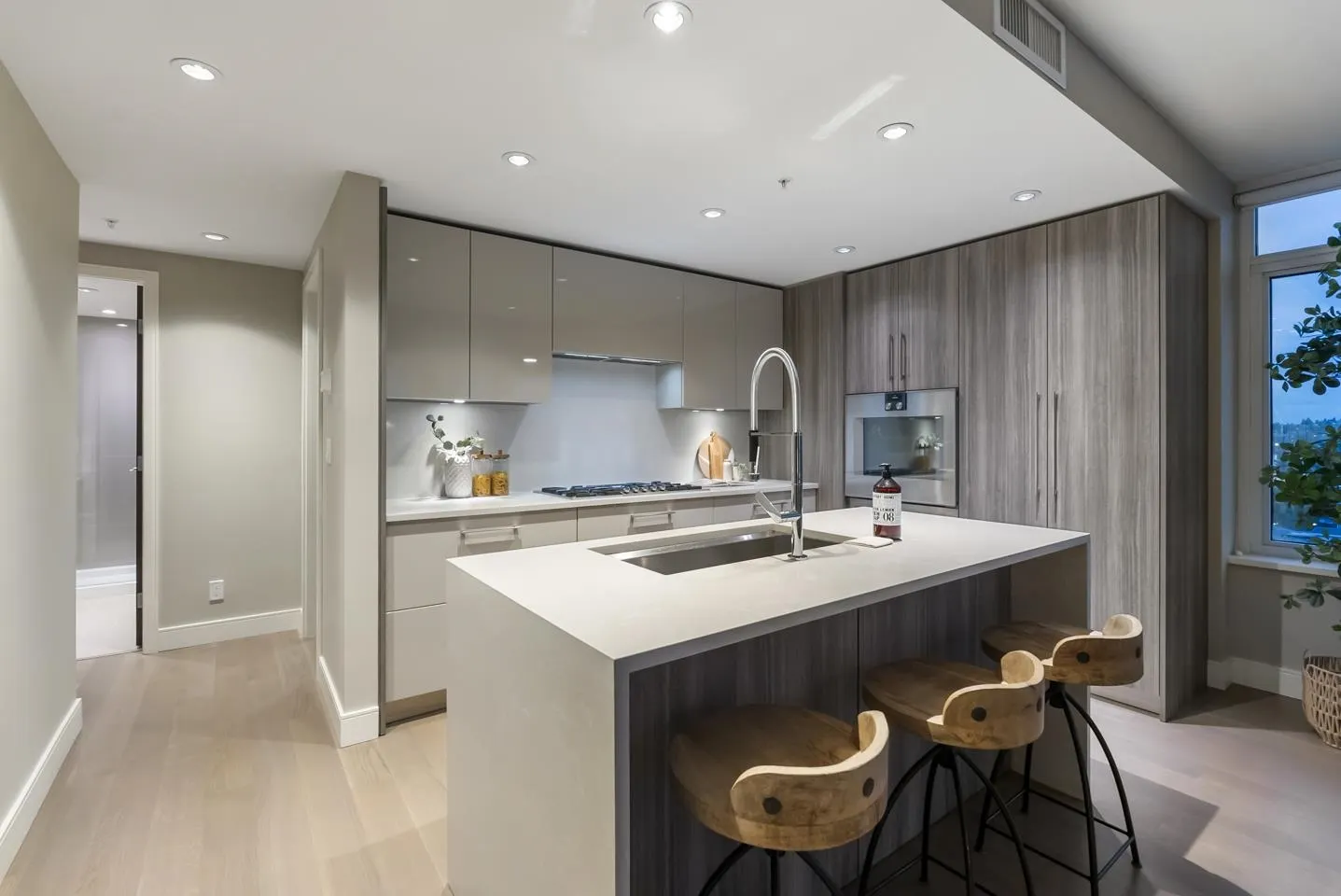 210 Salter Street #1204