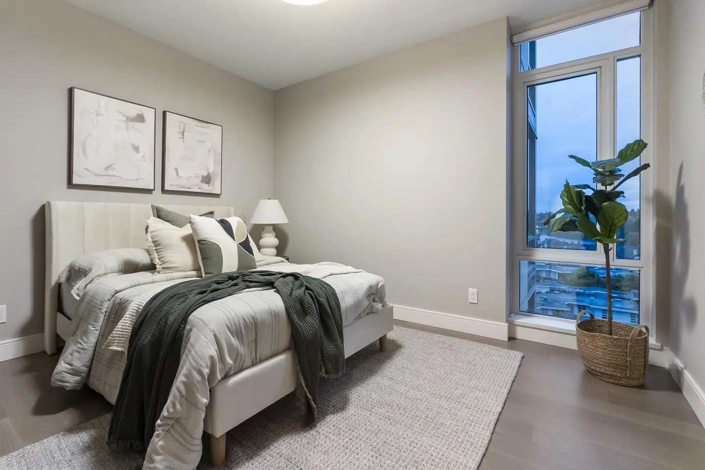 210 Salter Street #1204