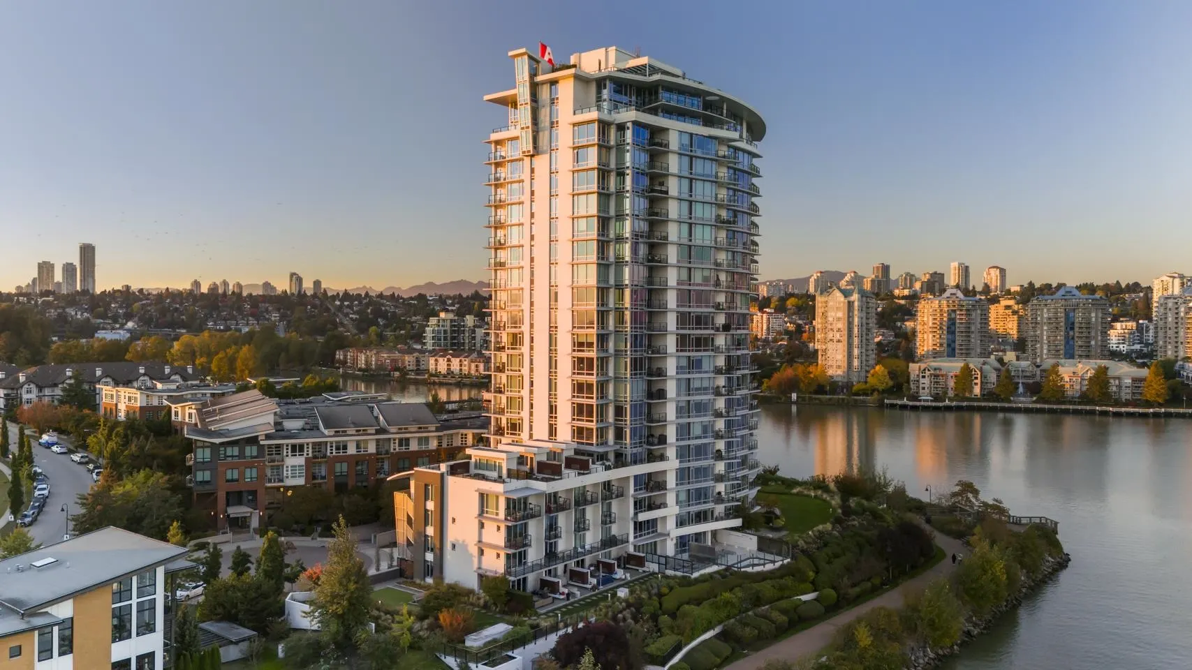 210 Salter Street #1204