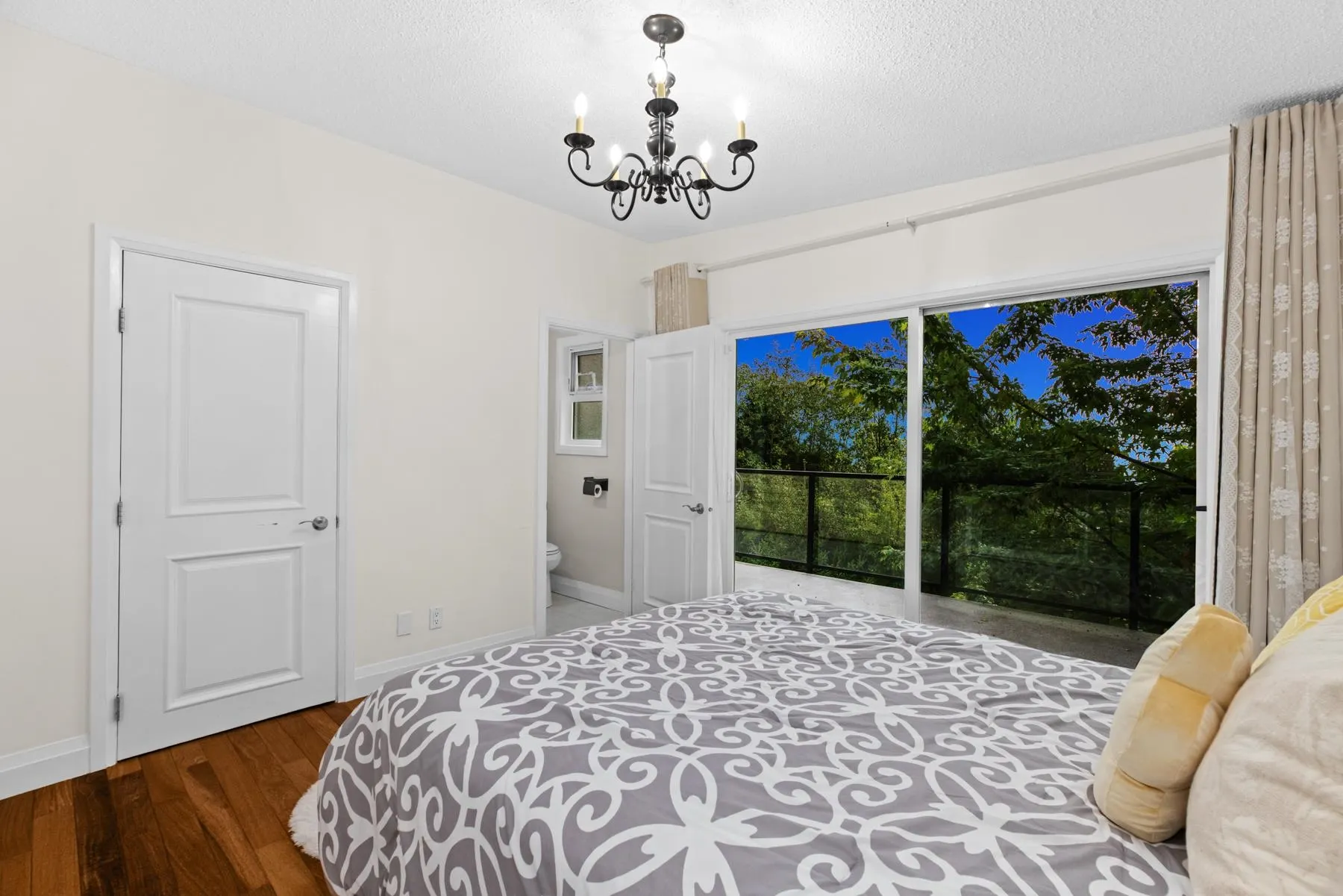520 Ballantree Place