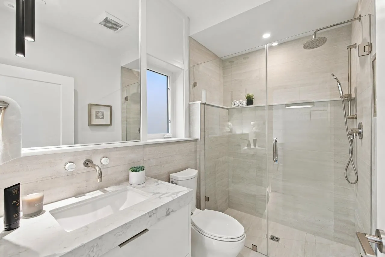 1145 W 33rd Avenue