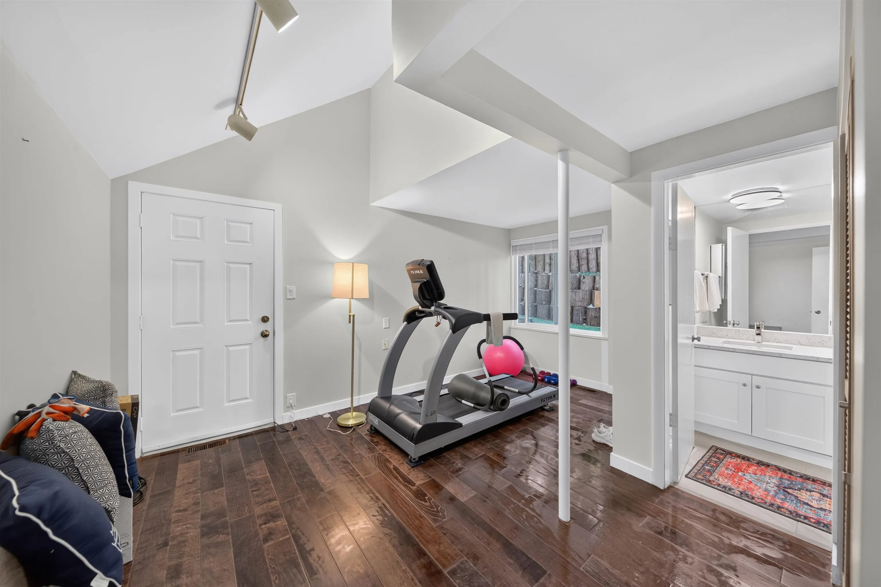 5791 Telegraph Trail