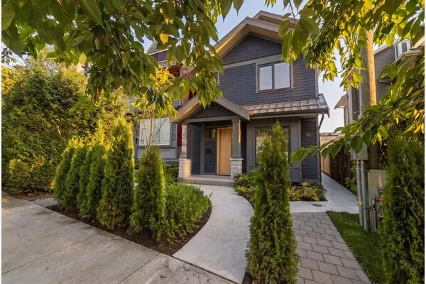 20 W 14th Avenue