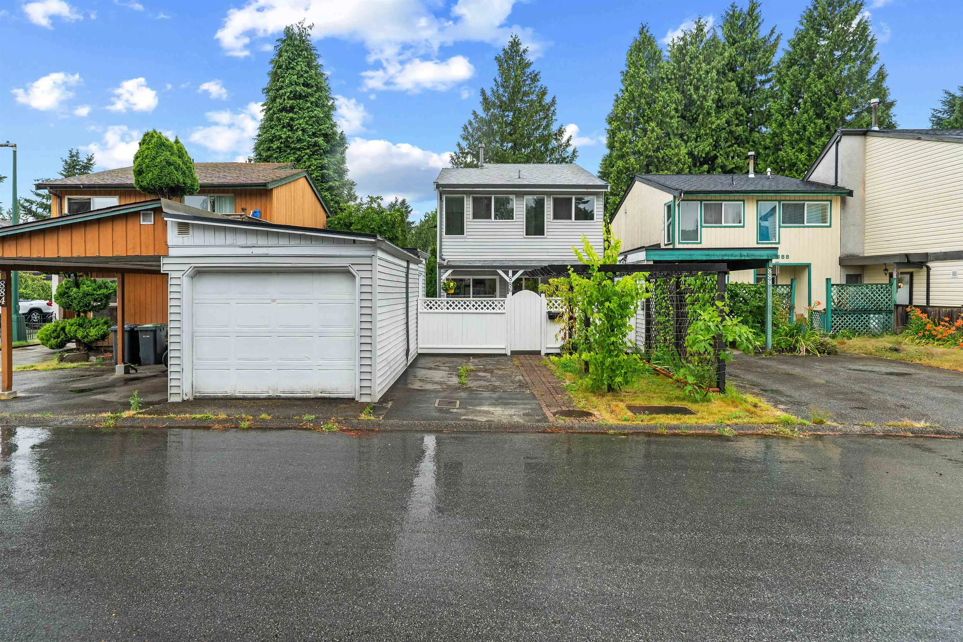 886 Pinebrook Place