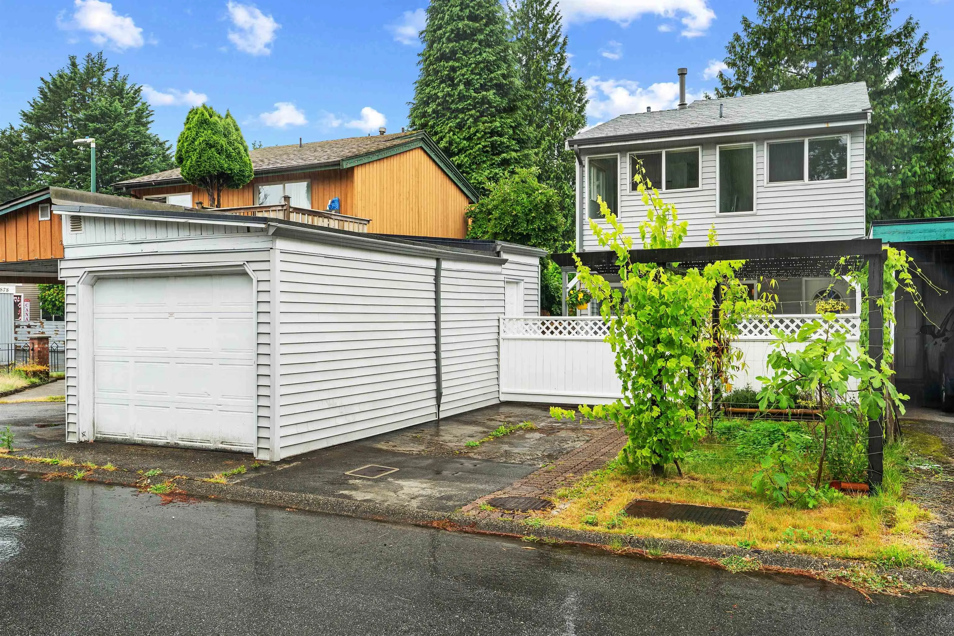 886 Pinebrook Place