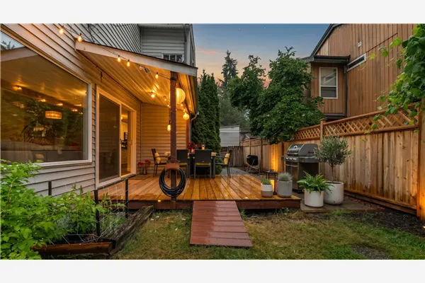 886 Pinebrook Place