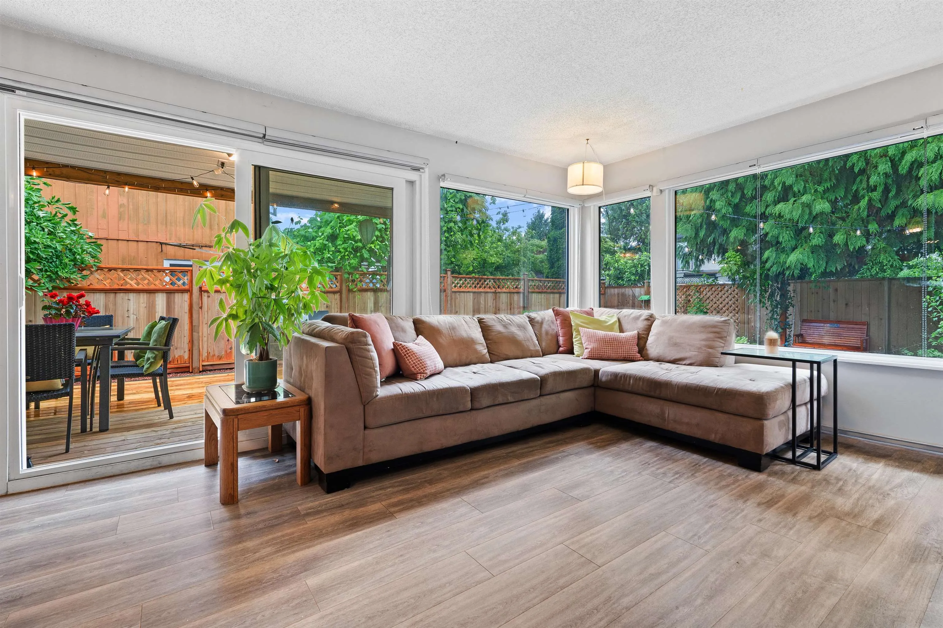 886 Pinebrook Place