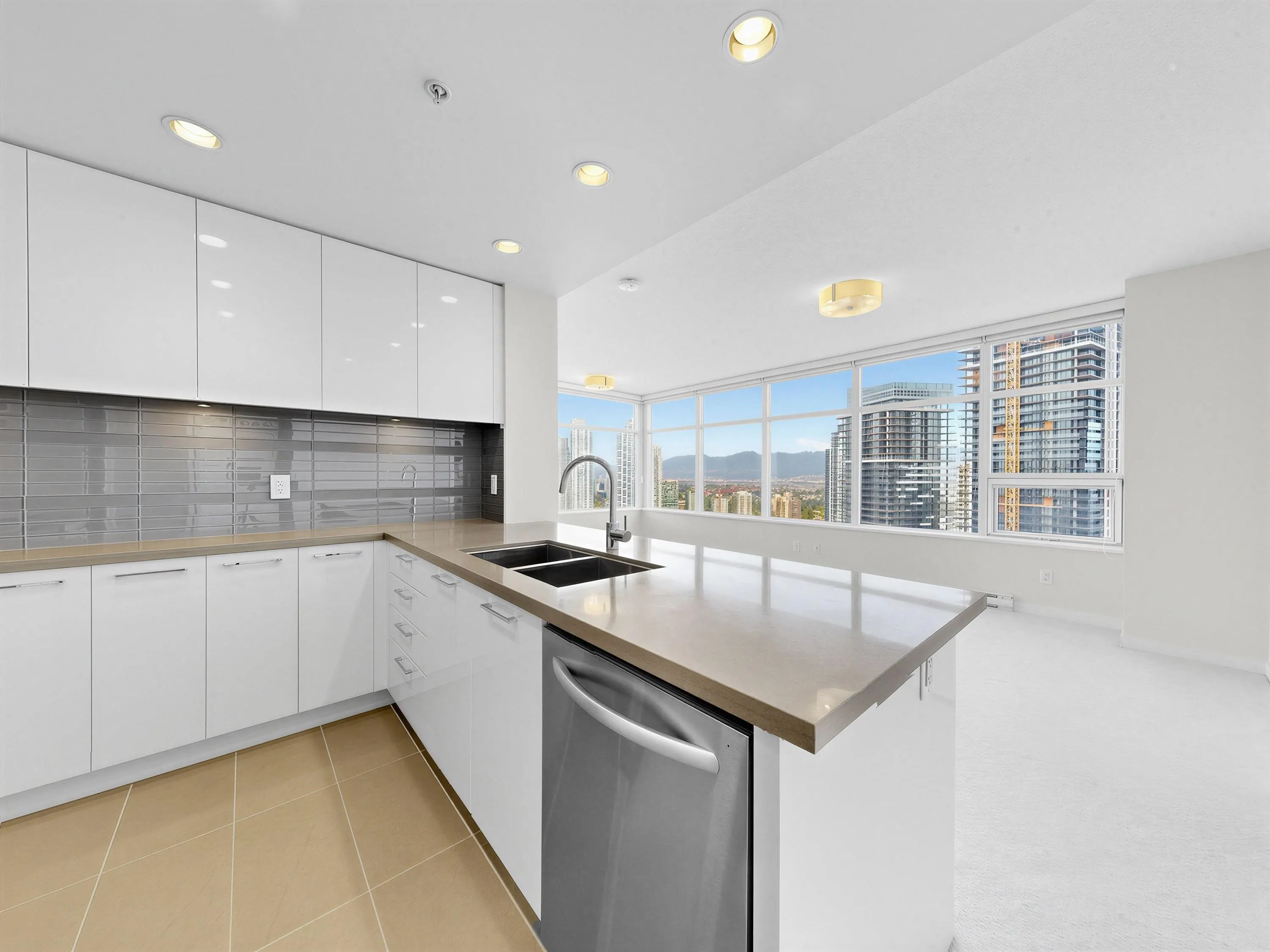 4880 Bennett Street #3302