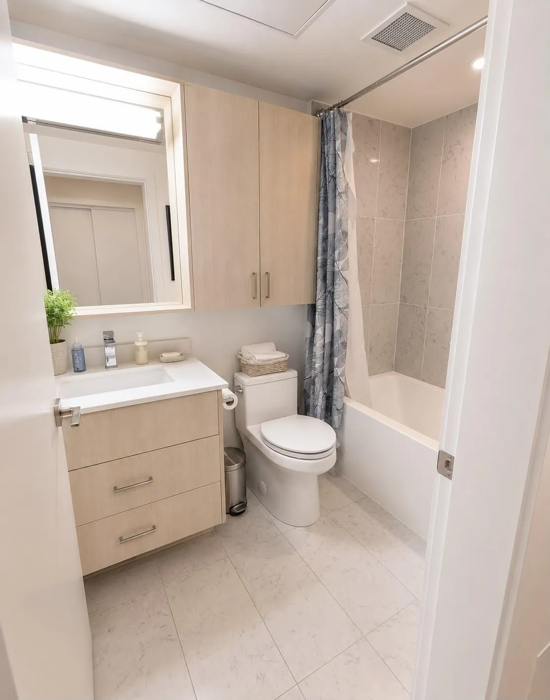 13858 108 Avenue #E405