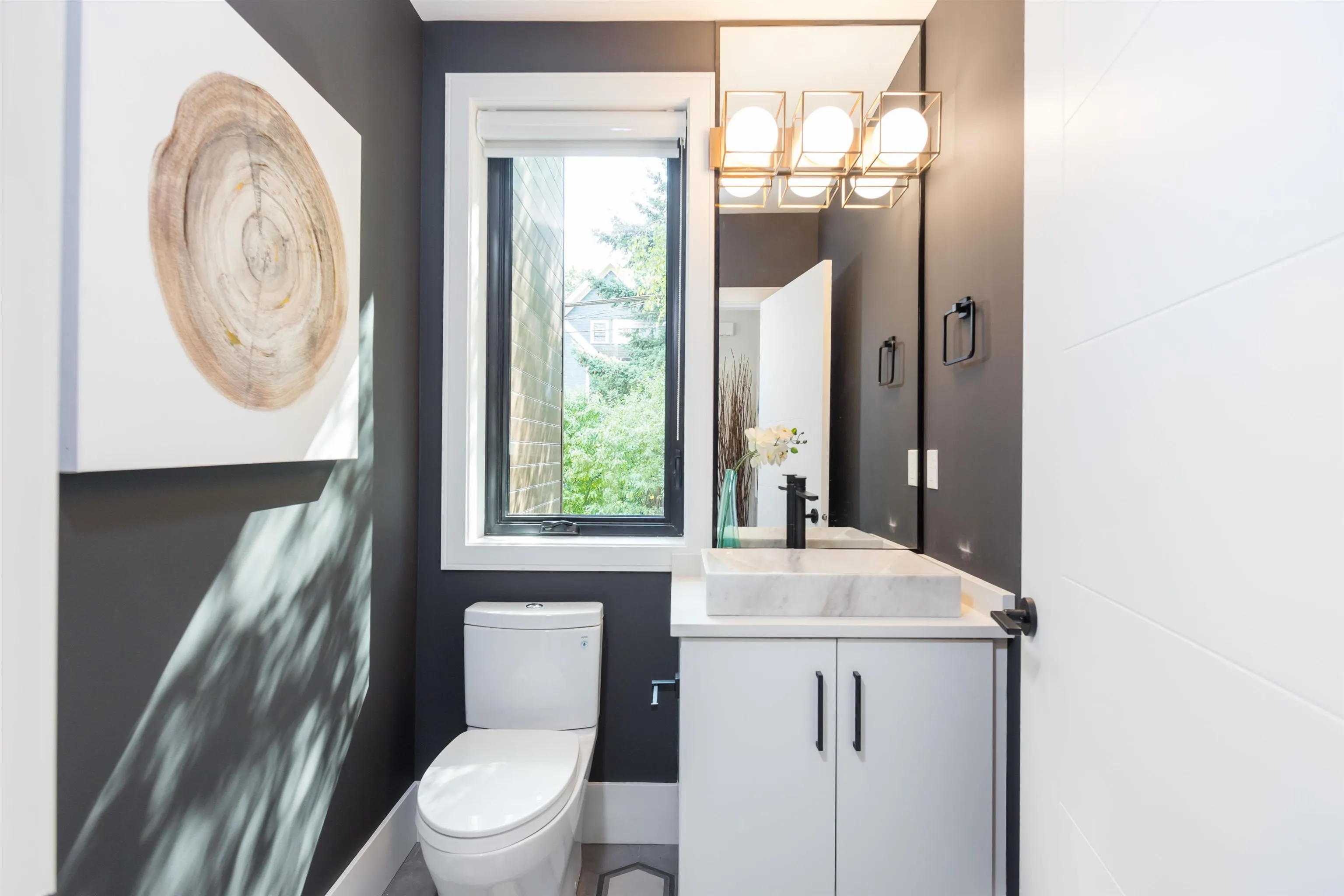 1152 Comox Street #2