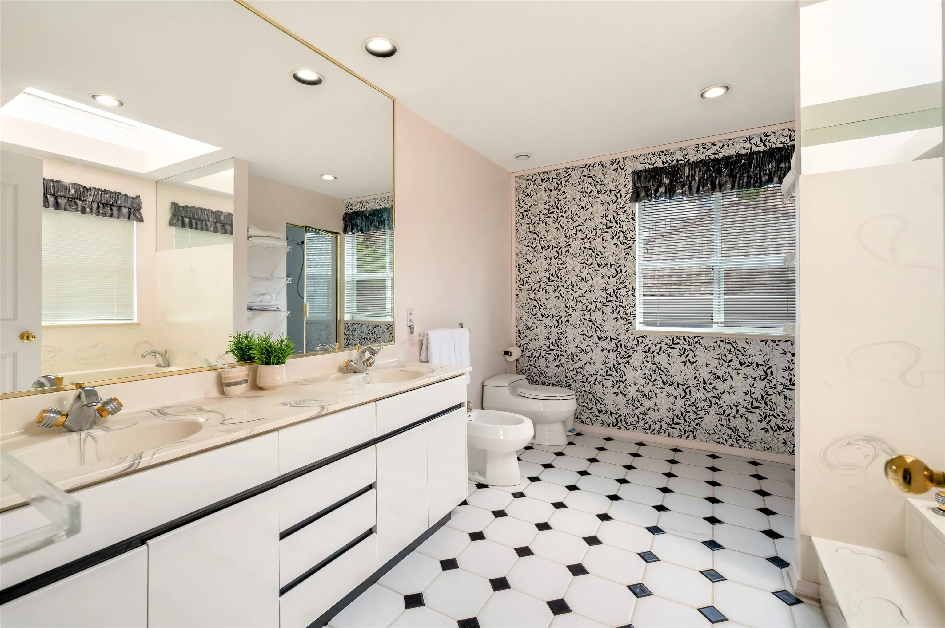 116 Ravine Drive