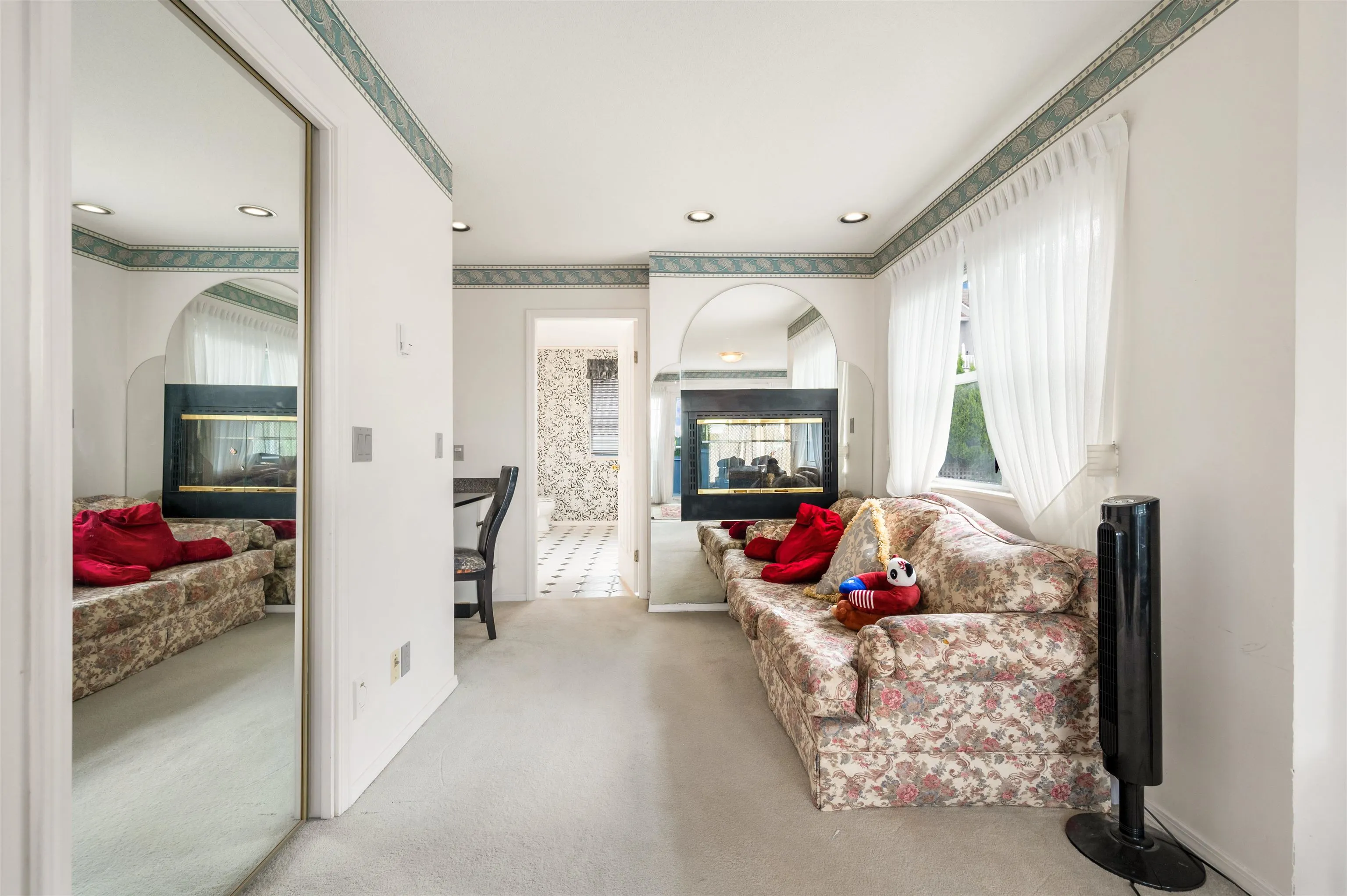 116 Ravine Drive
