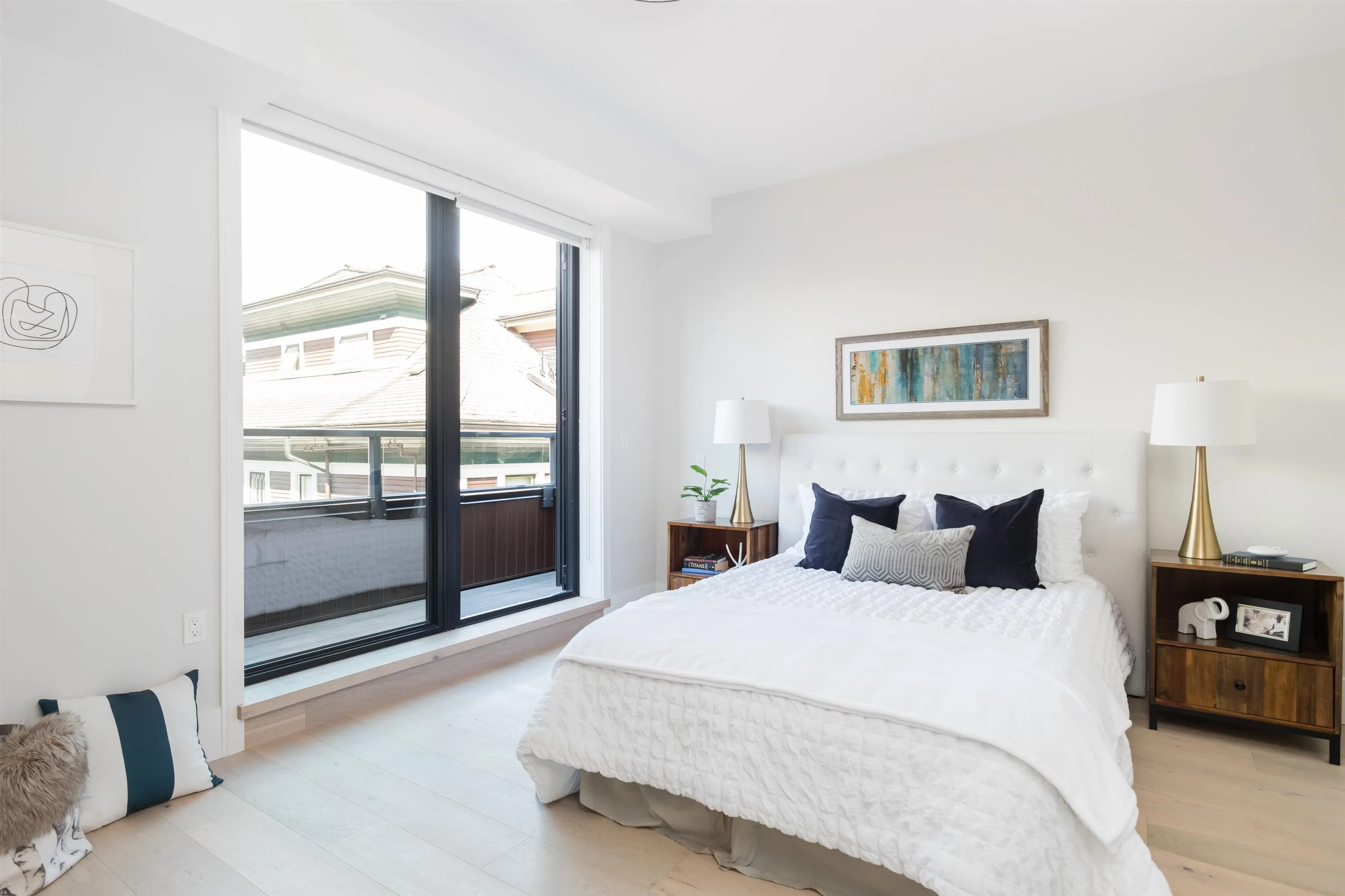 1152 Comox Street #2
