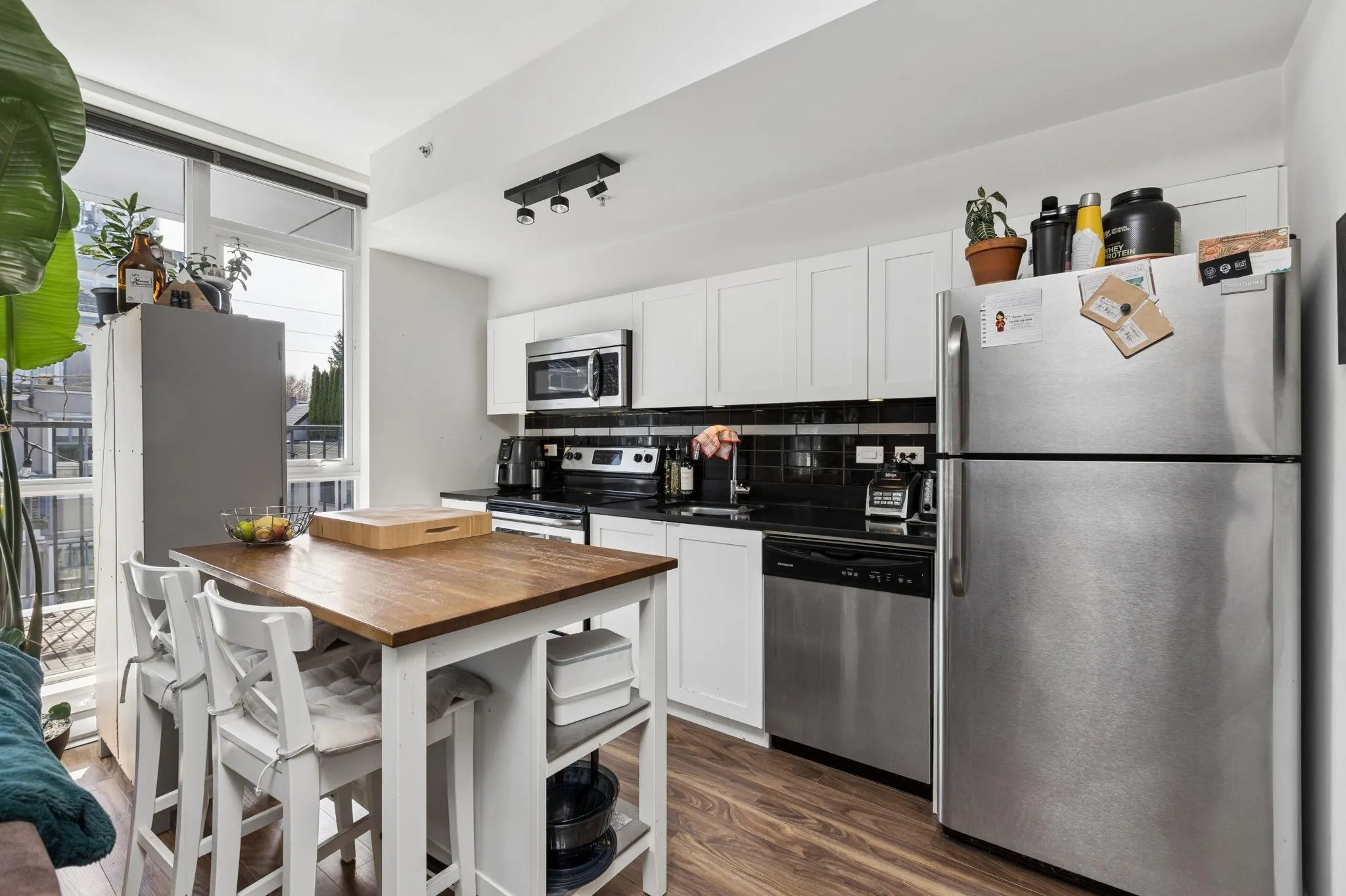 2511 Quebec Street #406