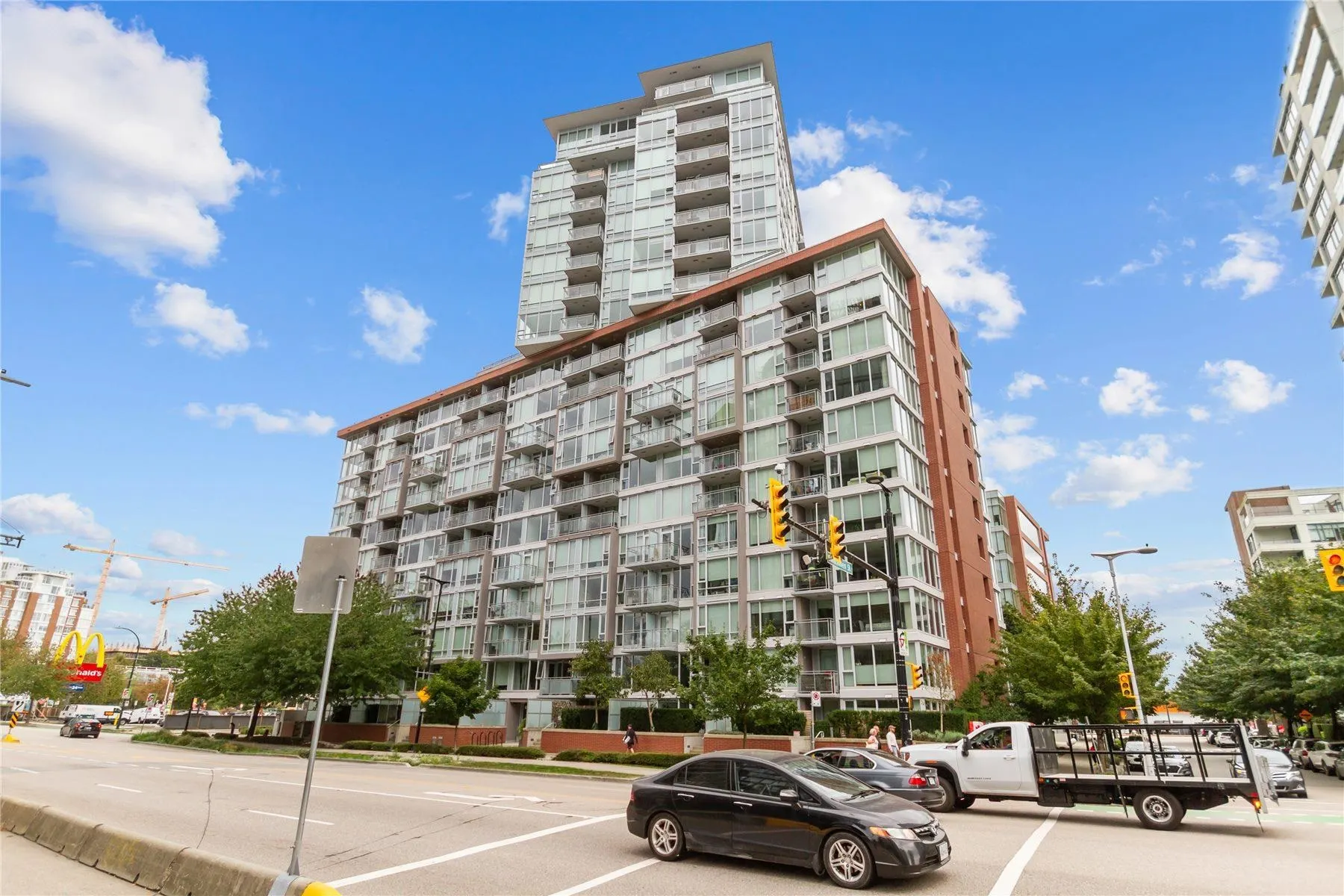 1618 Quebec Street #1819