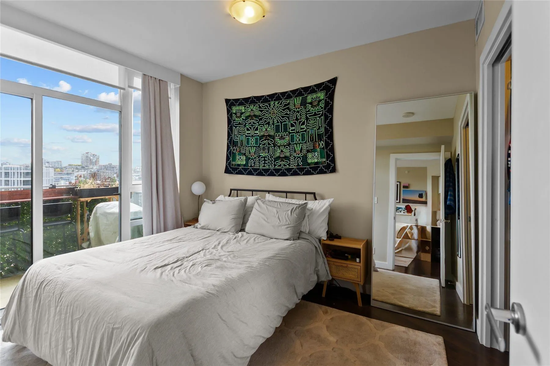 1618 Quebec Street #1819