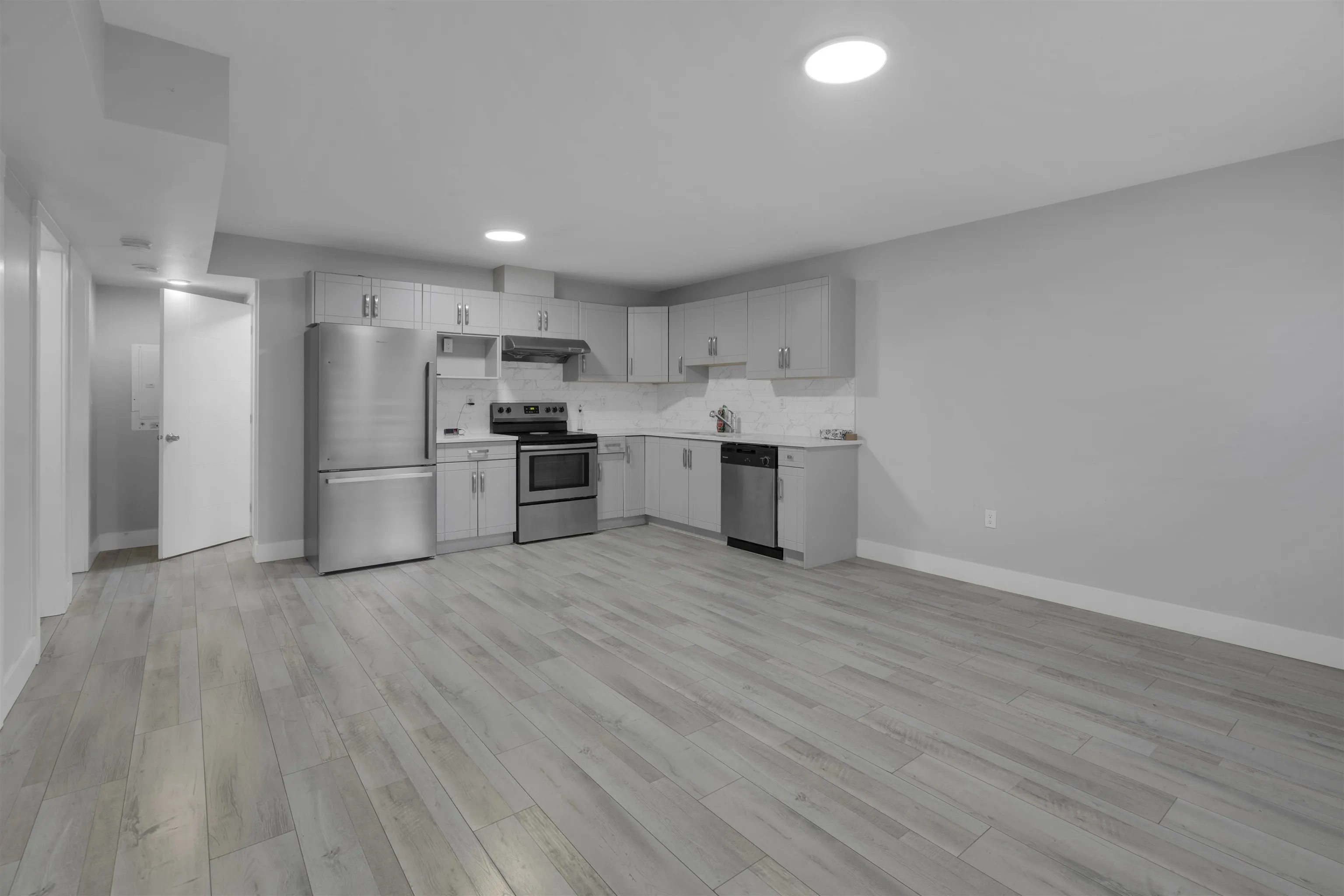 2725 Lefeuvre Road