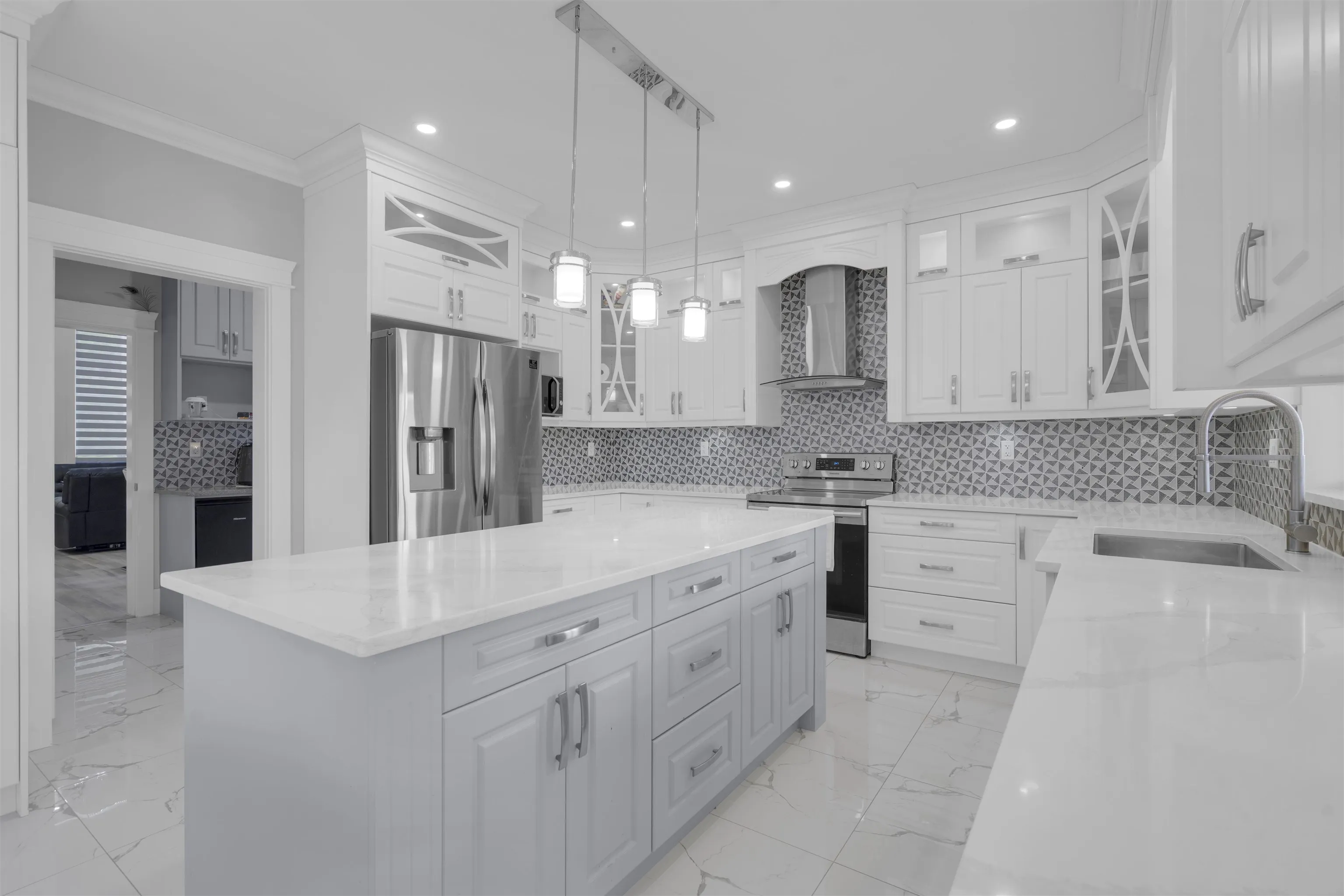 2725 Lefeuvre Road