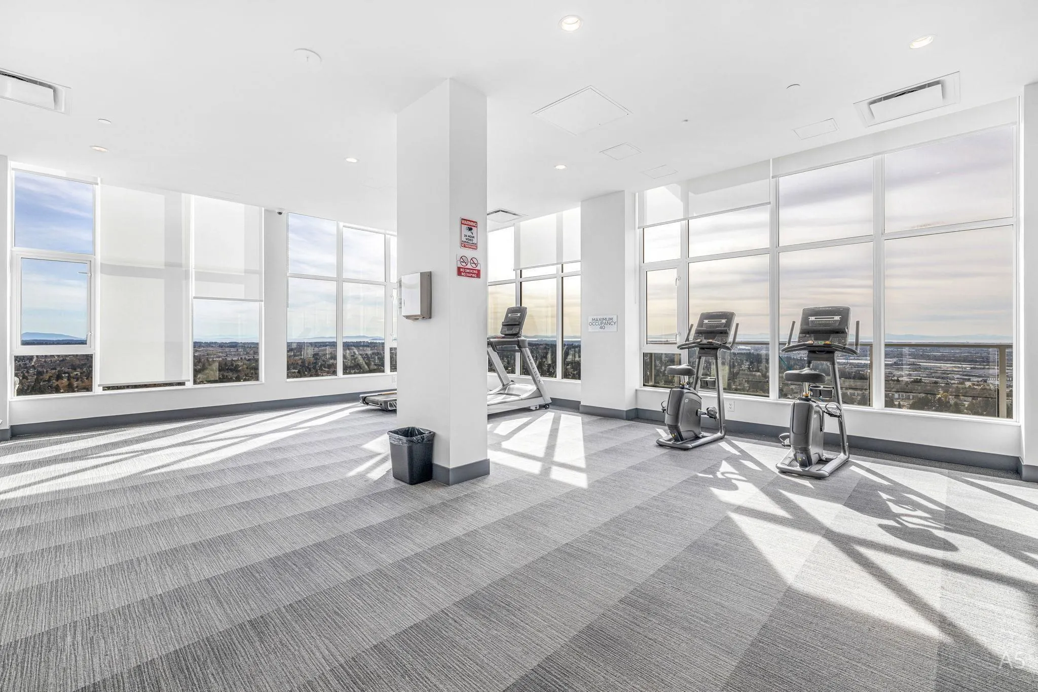 13350 Central Avenue #913