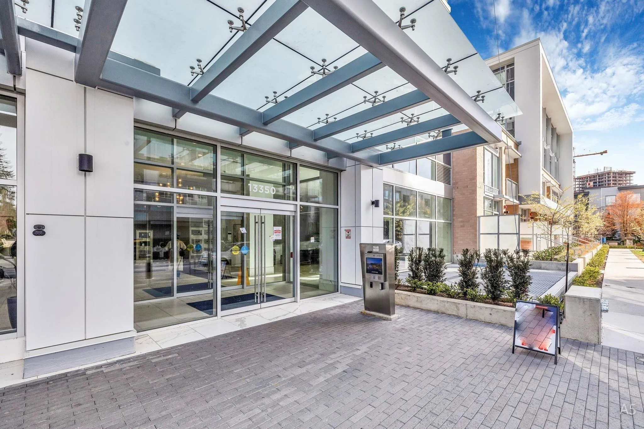 13350 Central Avenue #913