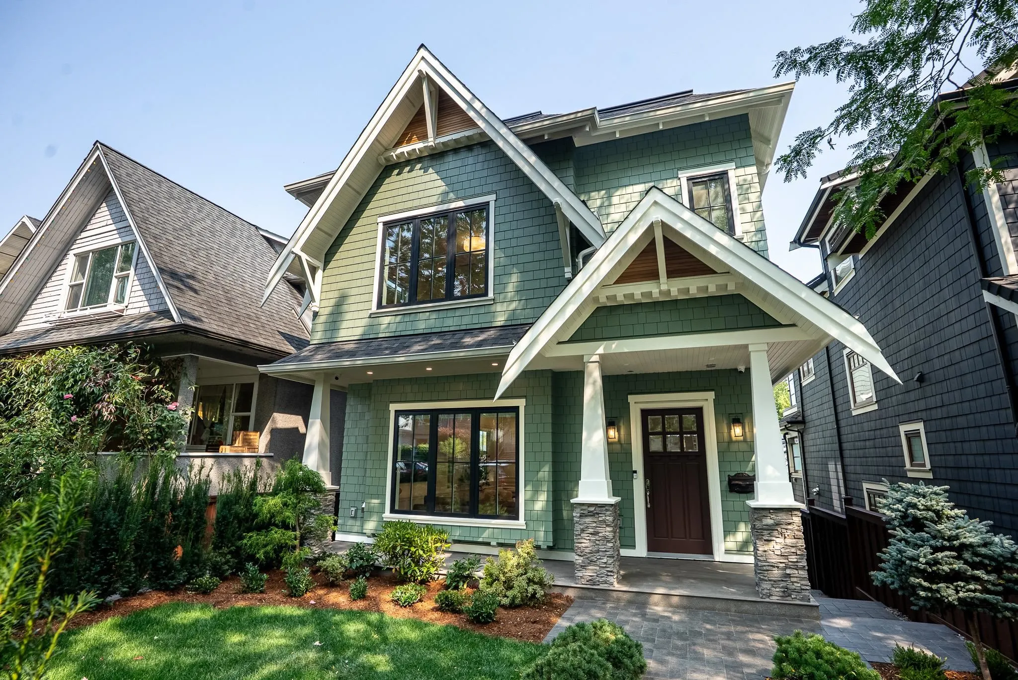 127 W 17th Avenue #1