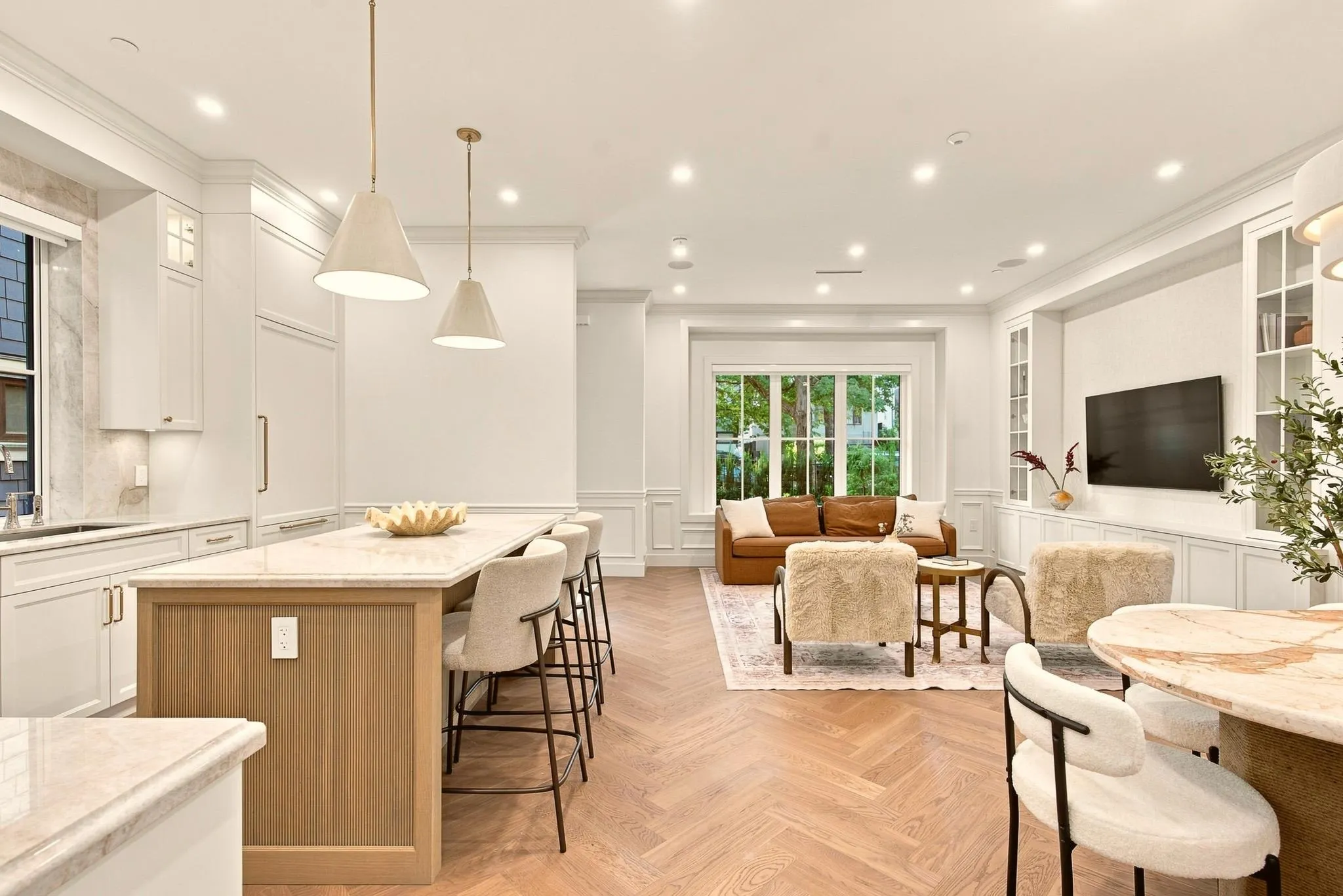 127 W 17th Avenue #1