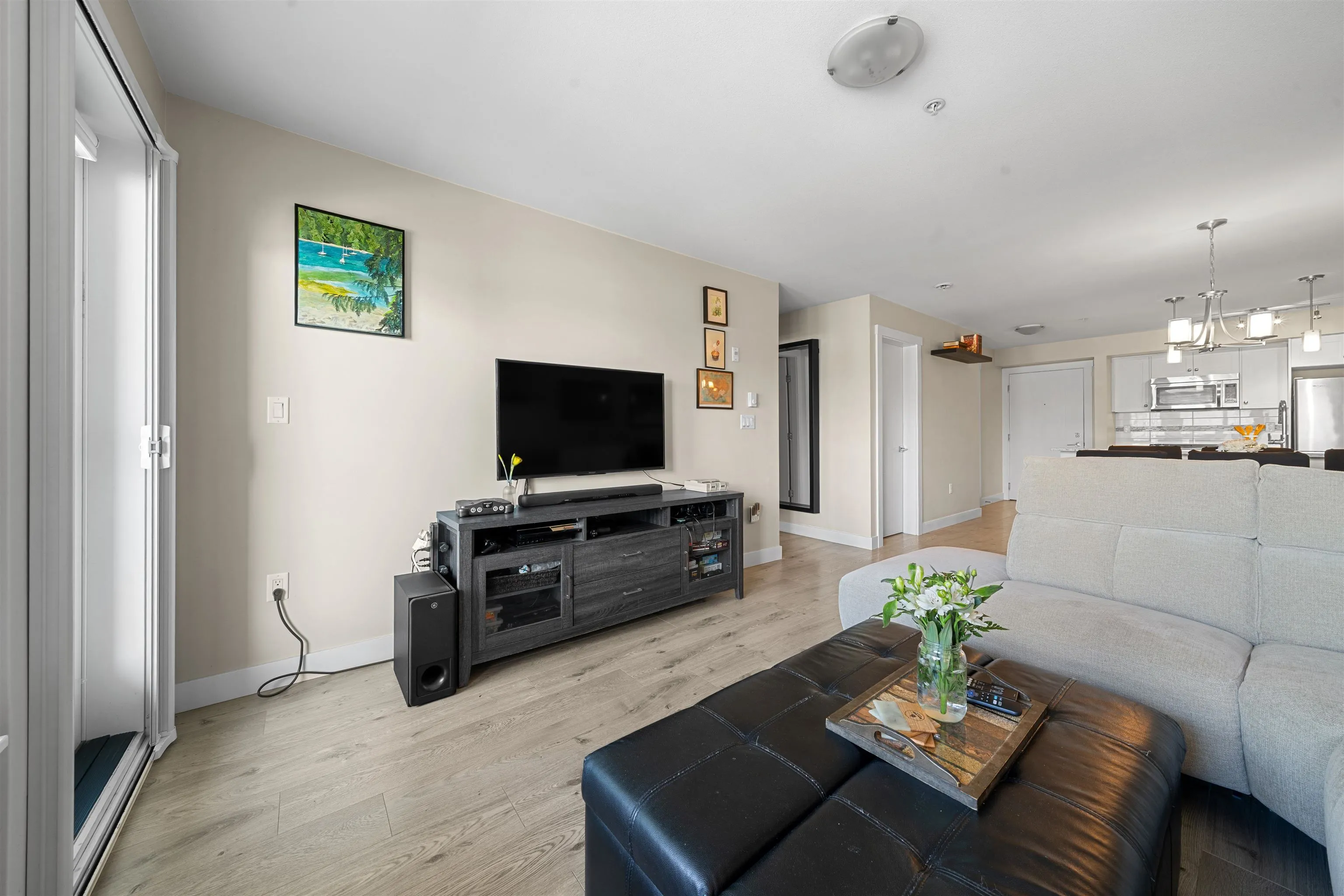 4815 55b Street #208
