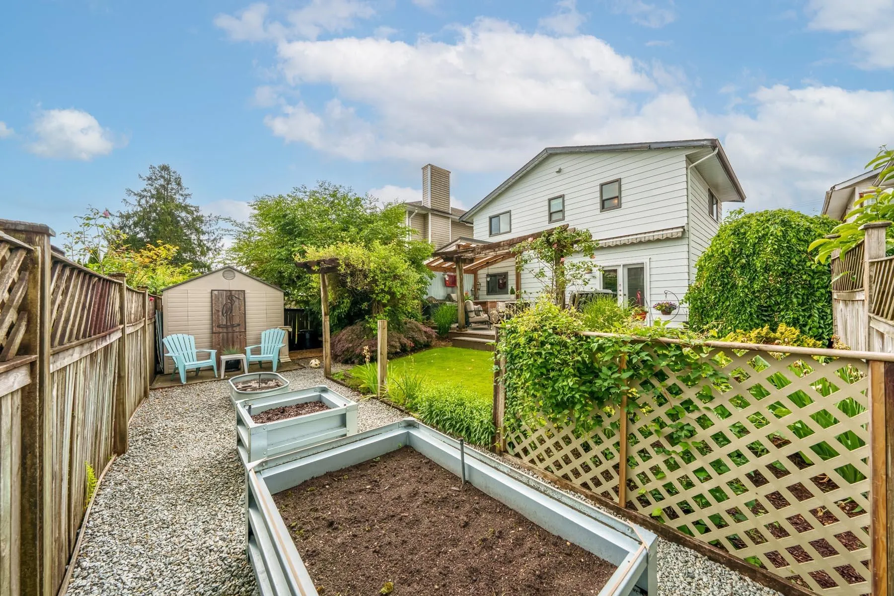 3162 Oxford Street