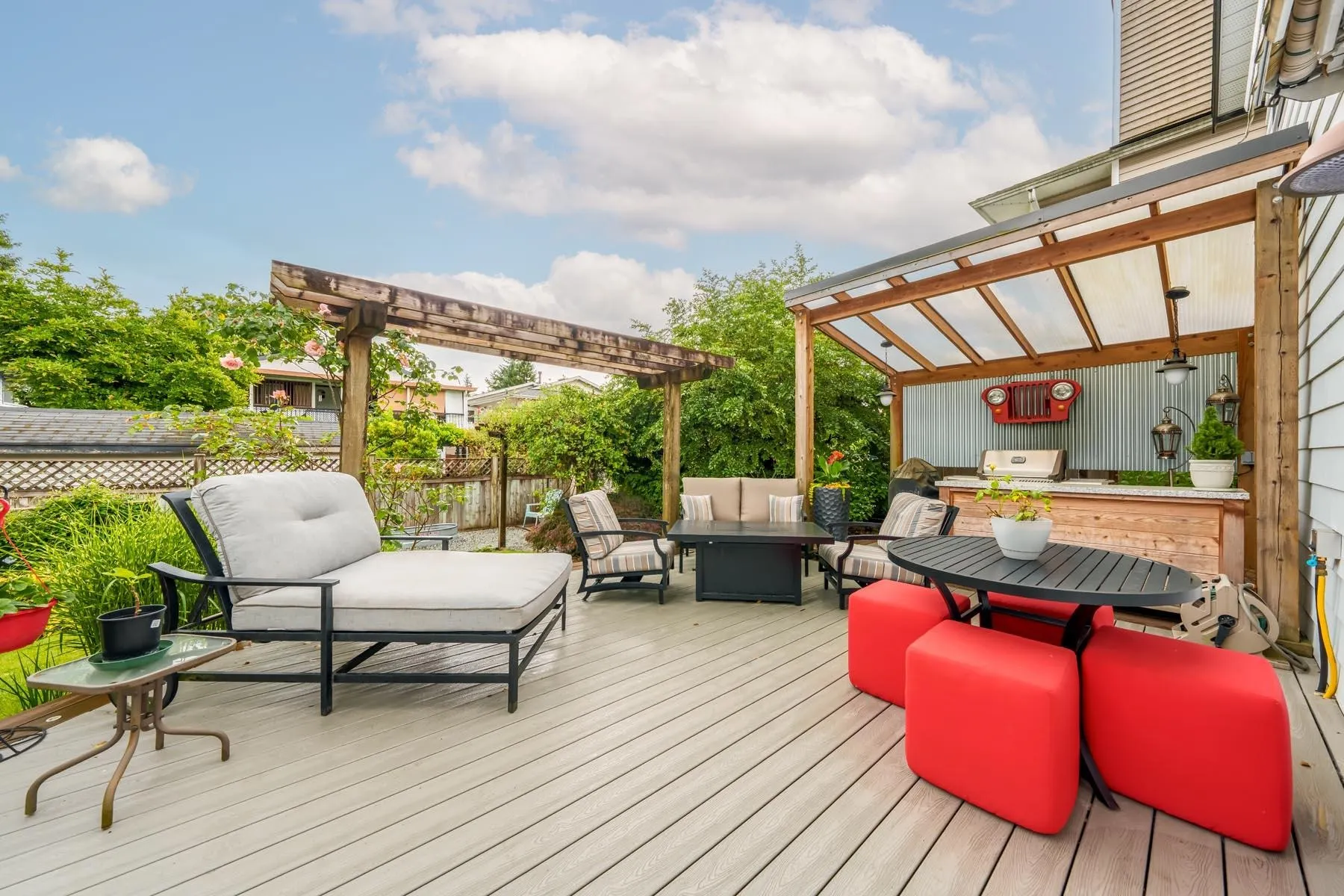 3162 Oxford Street