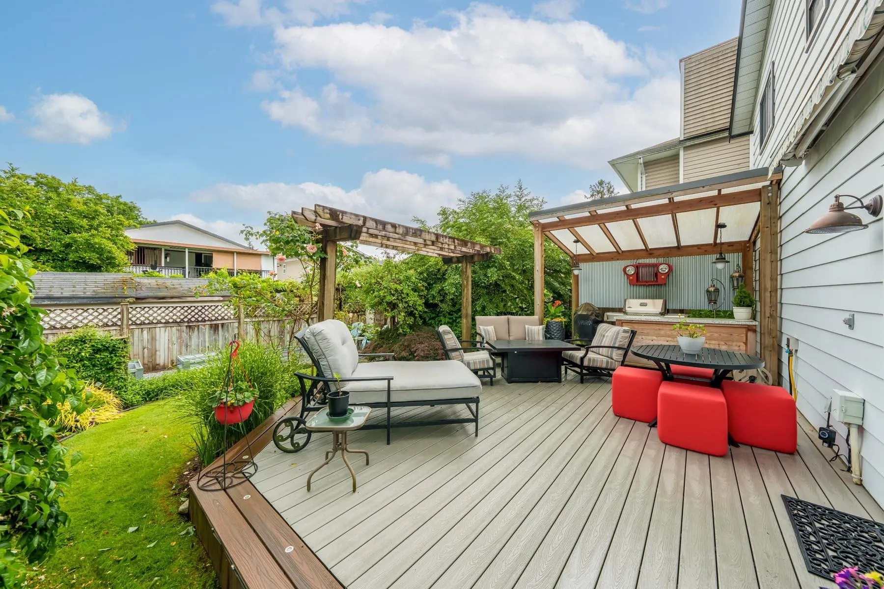 3162 Oxford Street