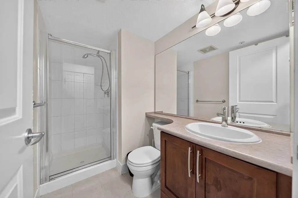 5740 Toronto Road #105